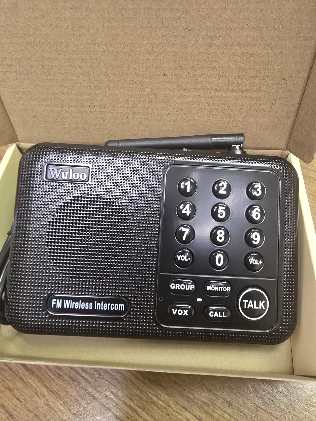 Wuloo Intercoms Wireless for Home 1 Mile (5280 Feet) Range 10-Channel, Wireless Home Intercom System for House Business Office, Room to Room Intercom, Home Communication System (2 Packs, Black) customer photo 2