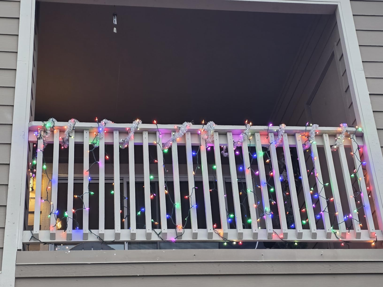 YULETIME 200 Count Warm White LED Christmas Lights, 66 Feet Green Wire UL Certified Commercial Grade Holiday String Light Set (Warm White) customer photo 2