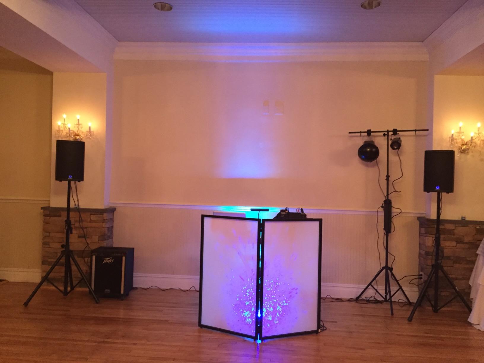 Pyle DJ Booth Foldable Cover Screen - Portable Event Facade Front Board Video Light Projector Display Scrim Panel with Folding Steel Frame Panel Stand, Stretchable Lycra Spandex - PDJFAC10 (White) customer photo 1