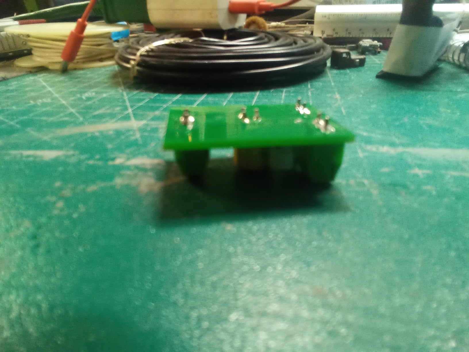 JTD1507RP N Scale Railroad Train Track Crossing Sign - 2 Heads LED with Circuit Board Flasher customer photo 1