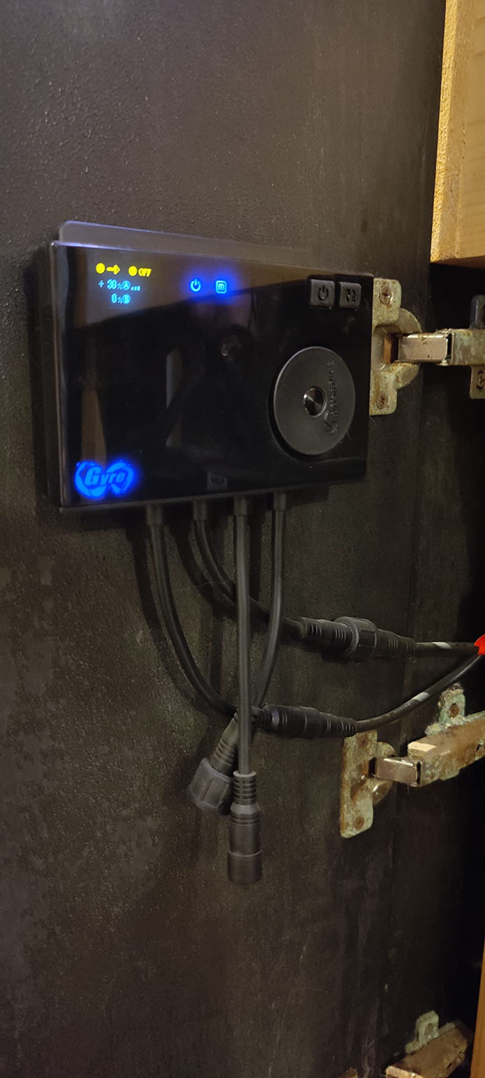 XF330 Gyre Pump and Controller Package Wavemaker customer photo 1