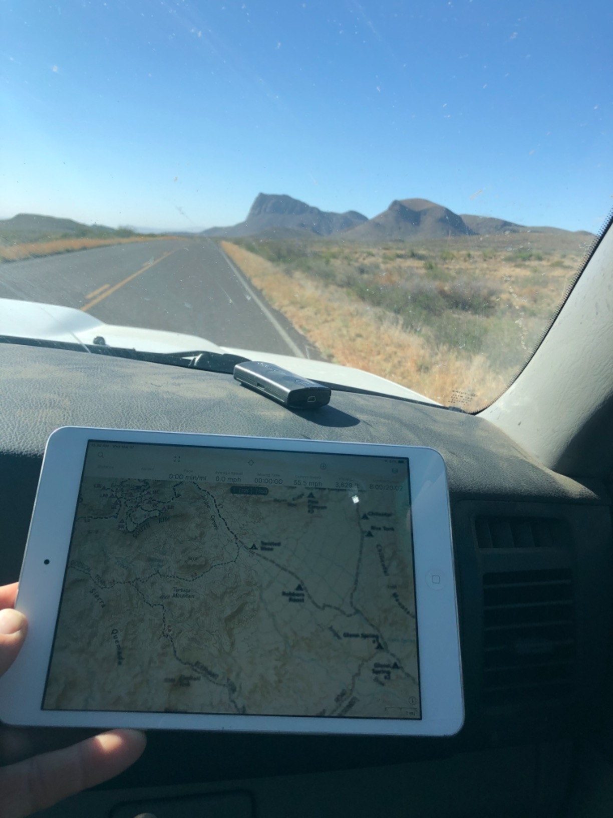 Garmin GLO 2 GPS and GLONASS Receiver for Precise Position Information on Mobile Devices, Black customer photo 2