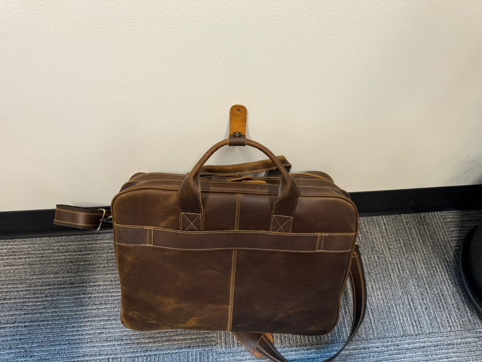 Jack&Chris Full Grain Leather Briefcase for Men, Business Messenger Bag Laptop Bag Attache Case, Fits 15.6 Inch Laptop customer photo 1