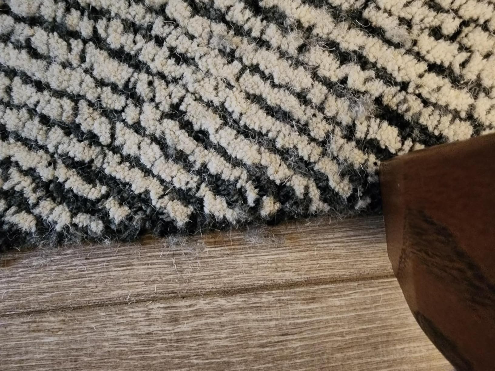 SAFAVIEH Abstract Collection Area Rug - 9' x 12', Ivory & Rust, Handmade Wool, Ideal for High Traffic Areas in Living Room, Bedroom (ABT340P) customer photo 1