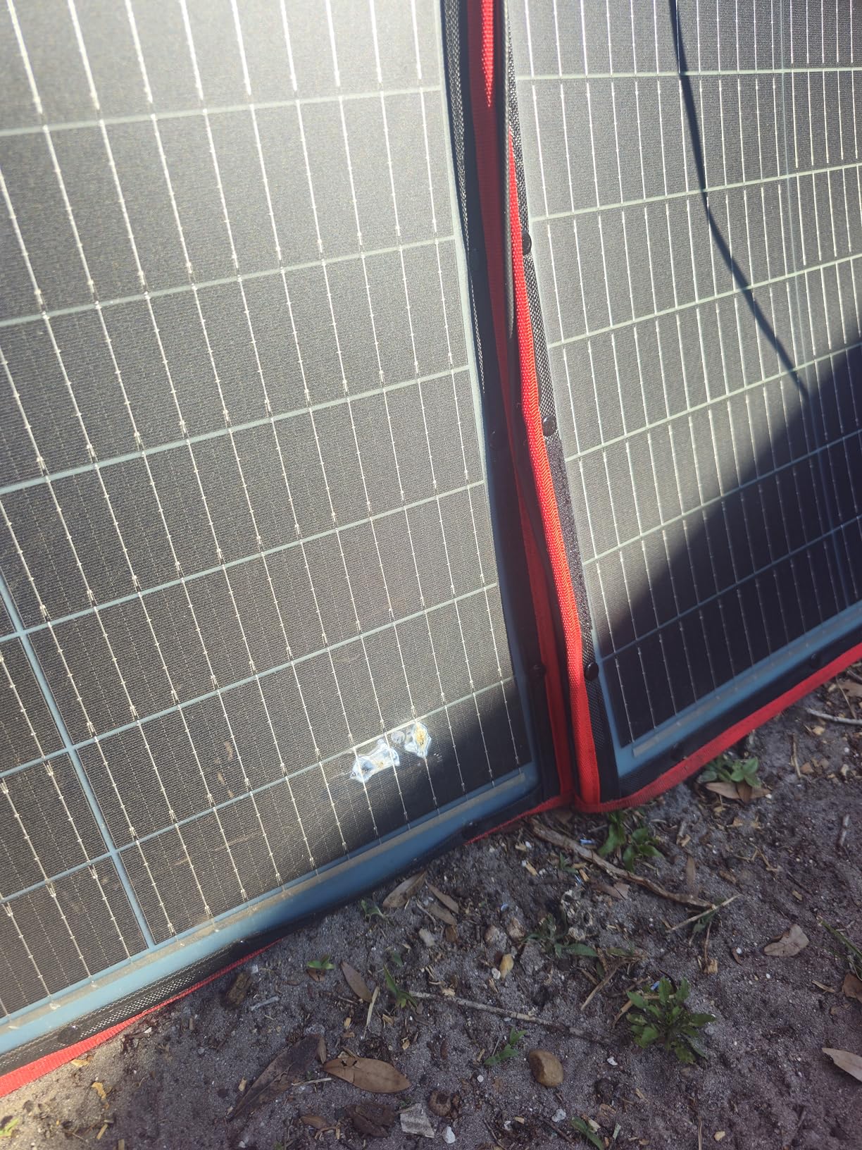 DOKIO 300W Portable Foldable Solar Panel Kit, Compact 19.3x37.4in Design 15.2lb with Standalone Controller and USB, Monocrystalline Charger for 12V Batteries, Power Stations, RV Camping Emergency Use customer photo 2