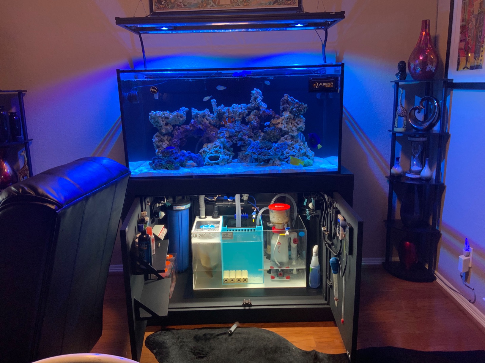 SC Aquariums Gallon Starfire Glass Aquarium 12mm Eurobraced with Built-in Overflow Box (120 Gallon) customer photo 1