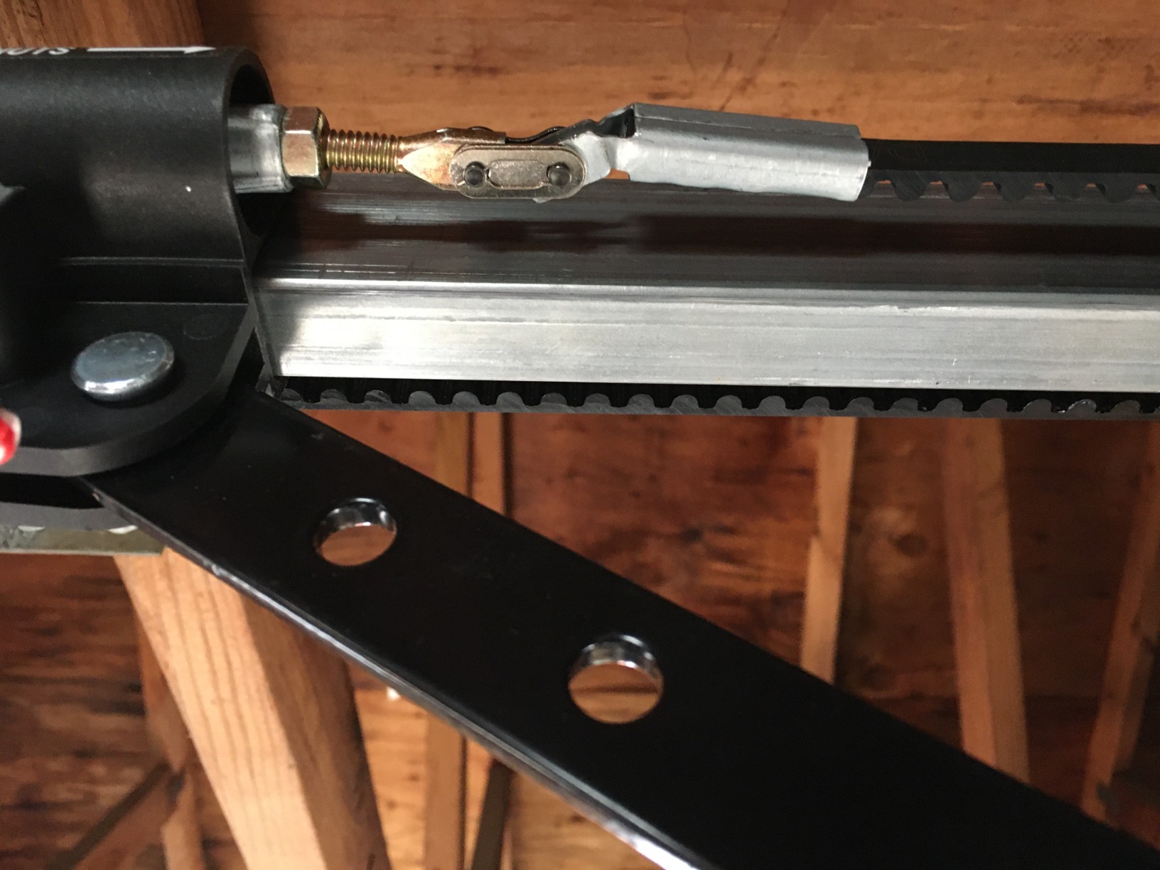 Genie 2055-LED Essentials Garage Door Opener, LED Bulbs Included, Ultra-Quiet Belt Drive Garage Door Opener customer photo 1