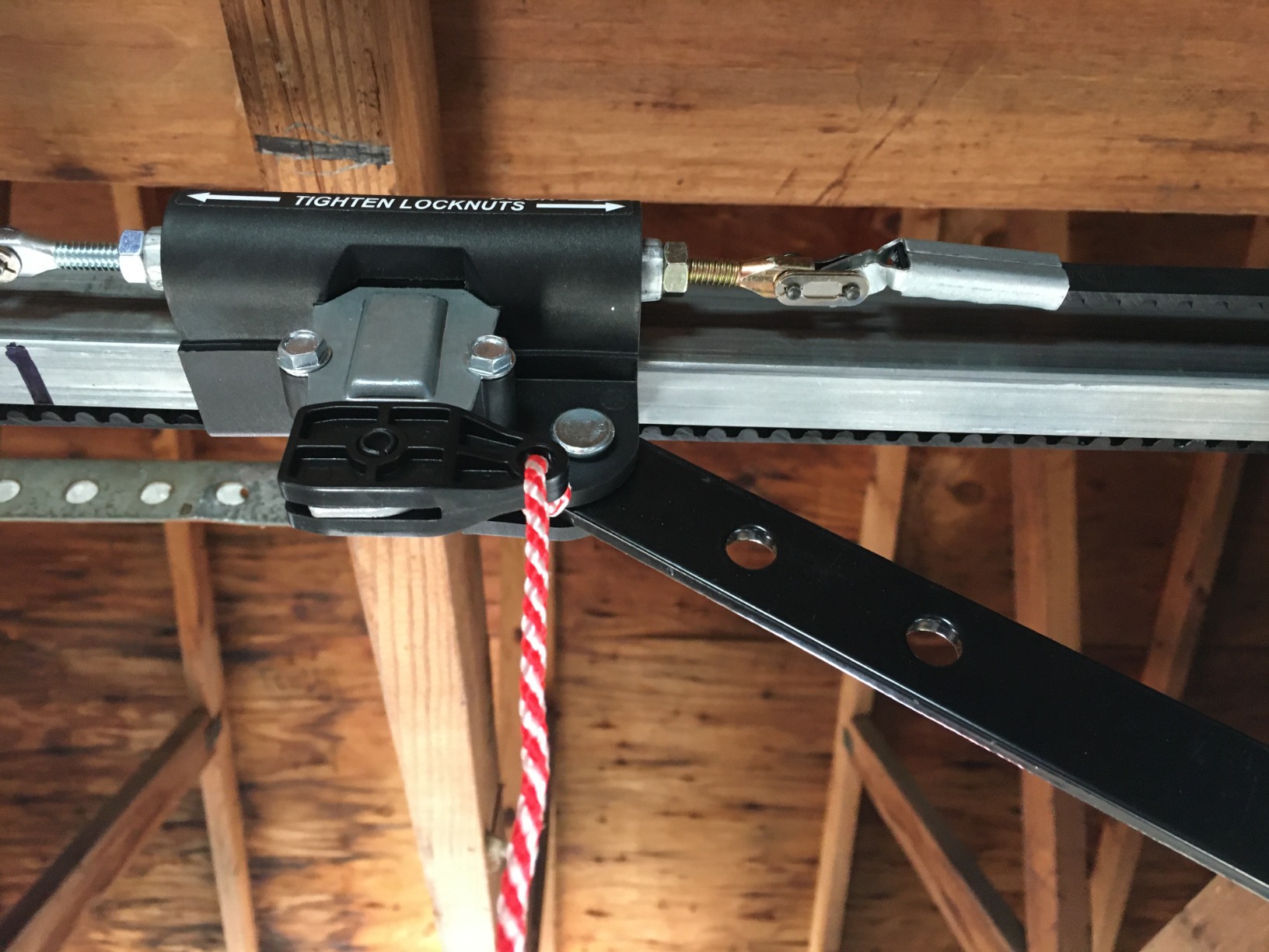 Genie 2055-LED Essentials Garage Door Opener, LED Bulbs Included, Ultra-Quiet Belt Drive Garage Door Opener customer photo 2