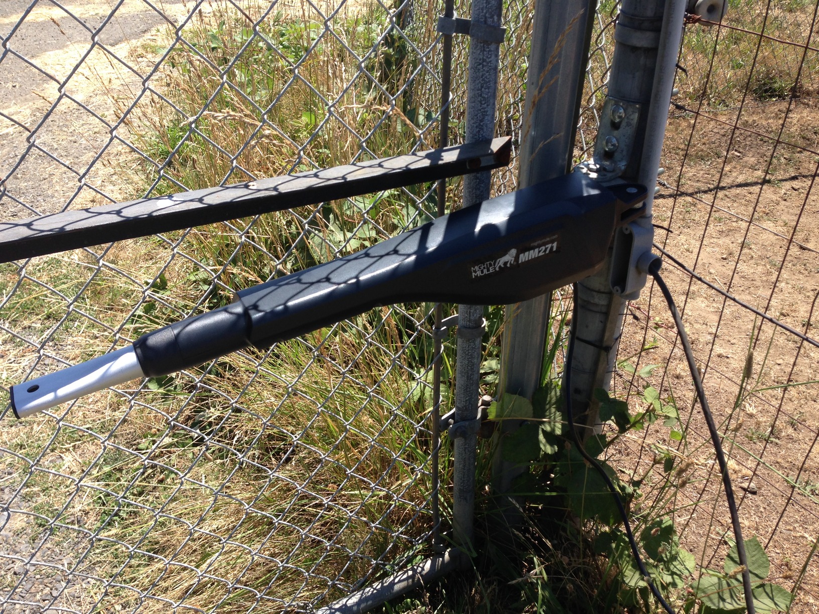 Mighty Mule MM271 Automatic Gate Opener, Solar Ready, Comes with Gate Opener Remote and More-Up to 12ft Long or 300lb, Black, 1 Gate Opener Kit customer photo 1