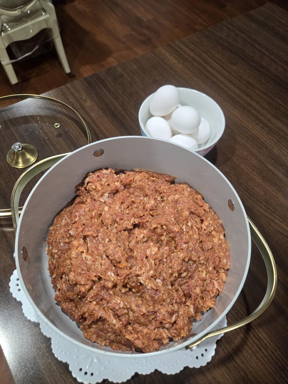 Sunmile Electric Meat Grinder and Sausage Maker - 1HP 1000W Max - Stainless Steel Cutting Blade and 3 Grinding Plates, 1 Big Sausage Staff Maker, White customer photo 2