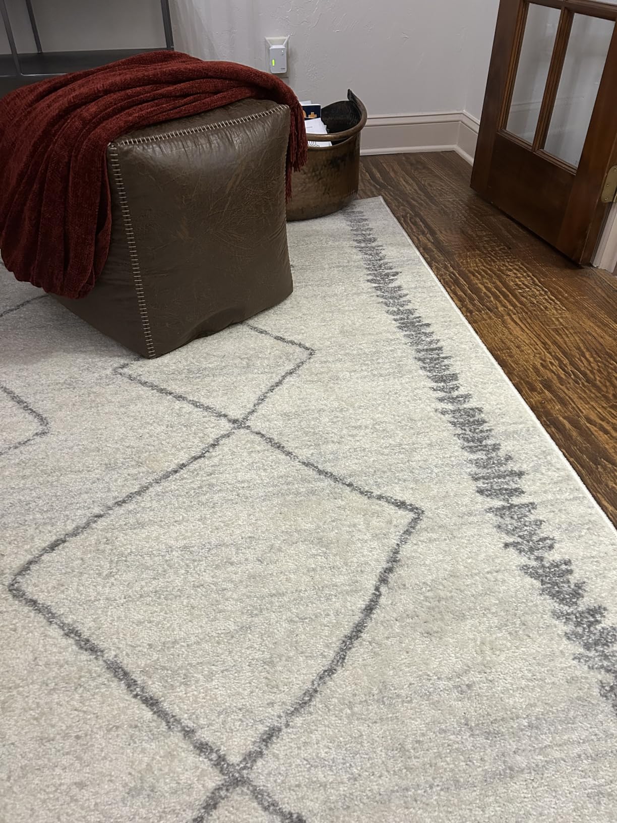 JONATHAN Y Zaina Moroccan Beni Souk Cream/Black Indoor Area Rug customer photo 2