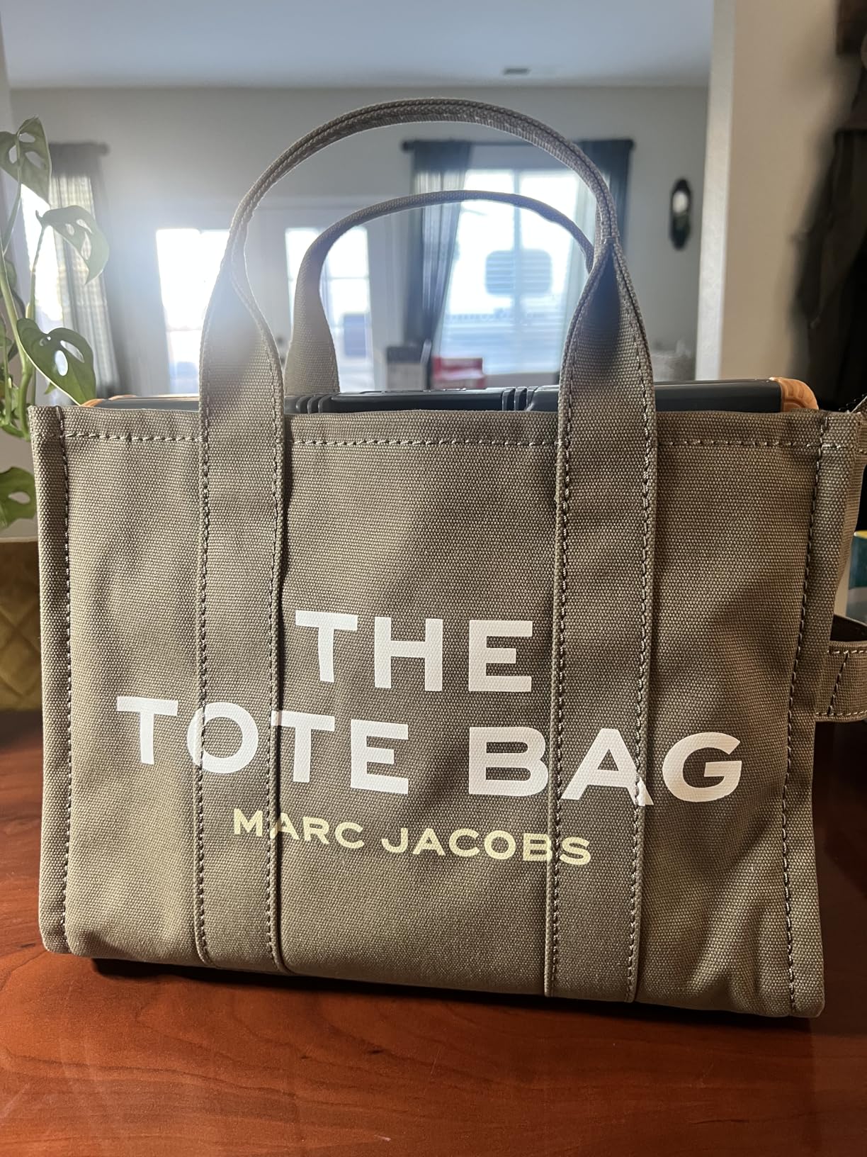 Marc Jacobs Womens The Woven Medium Tote Bag customer photo 1