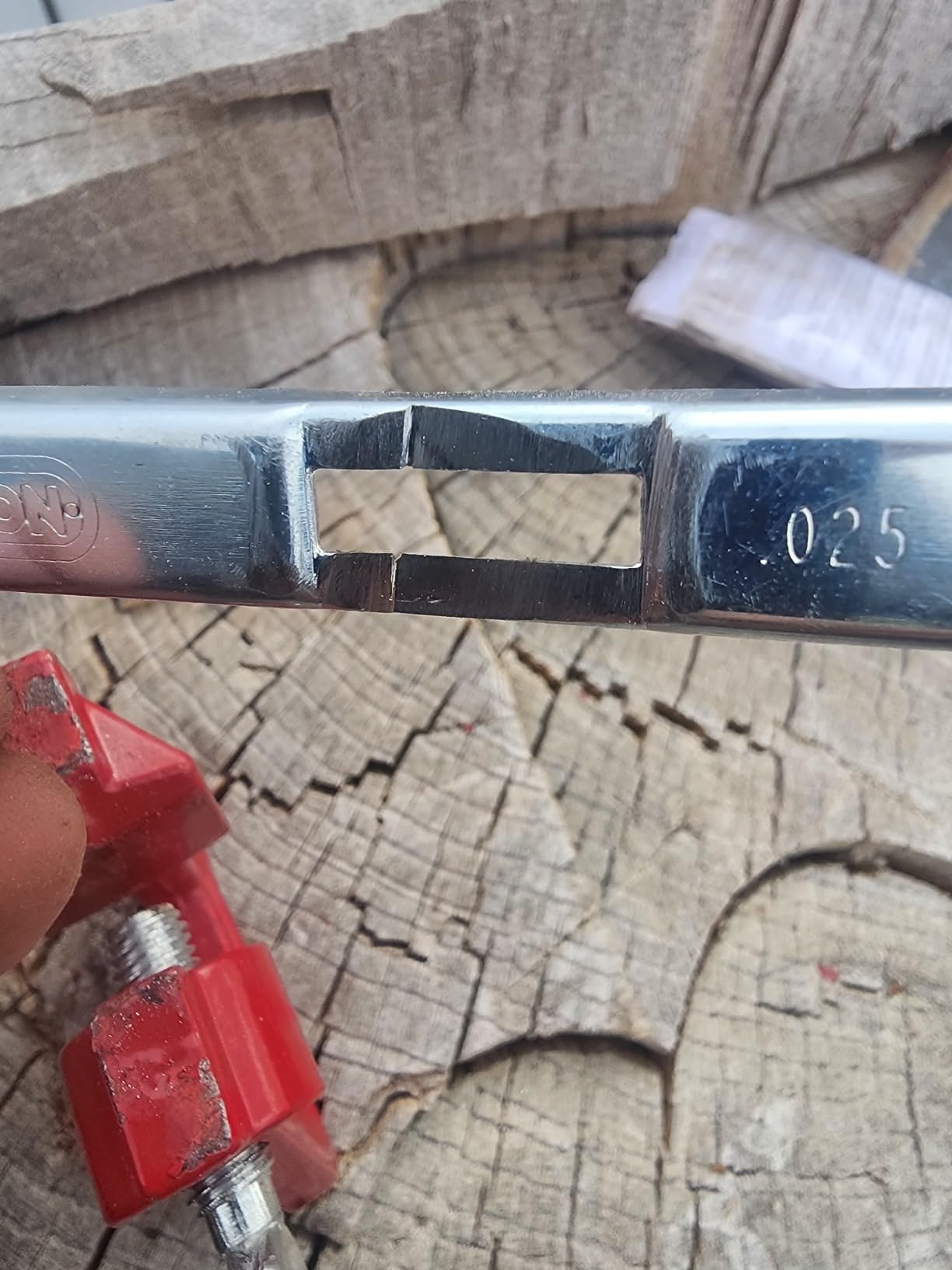 Oregon Chainsaw Chain Sharpening Kit with Hard Case - Contains Files, Handles, Depth Gauge, Stump Vise, Felling Wedge, and More Accessories customer photo 2