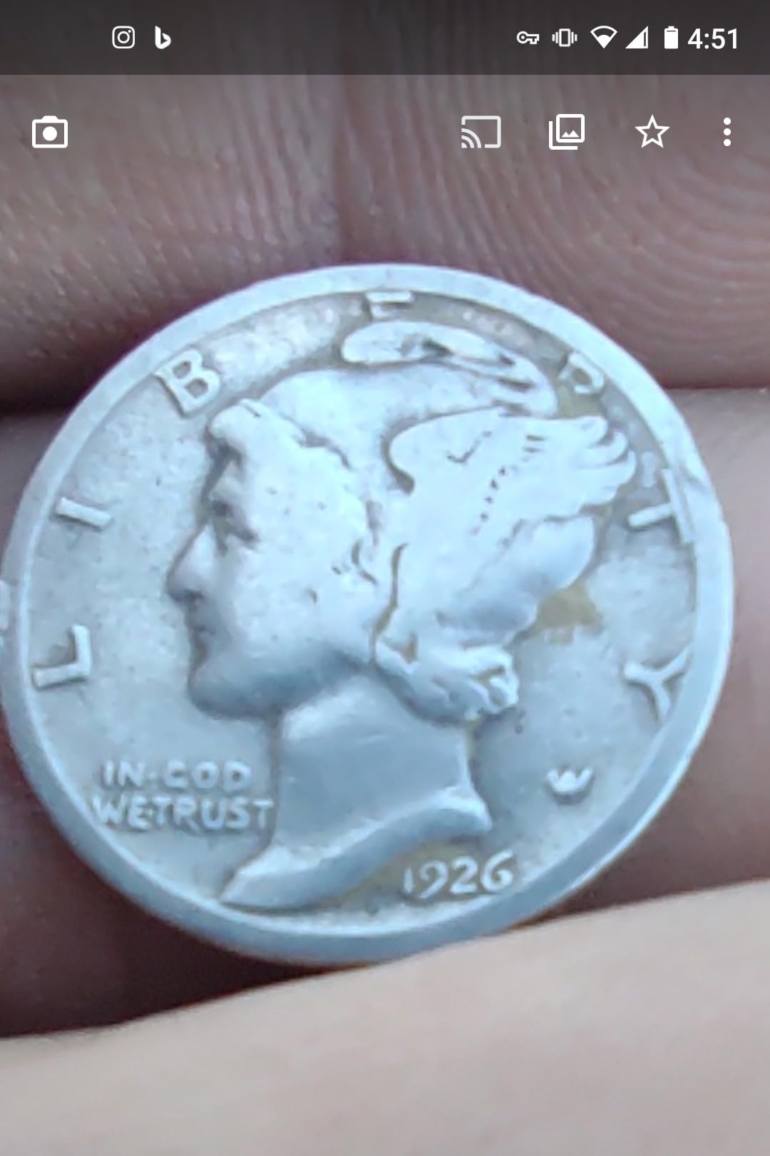 Vanquish 340 Multi-Frequency Auto-Select Metal Detector for Adults with V10 10