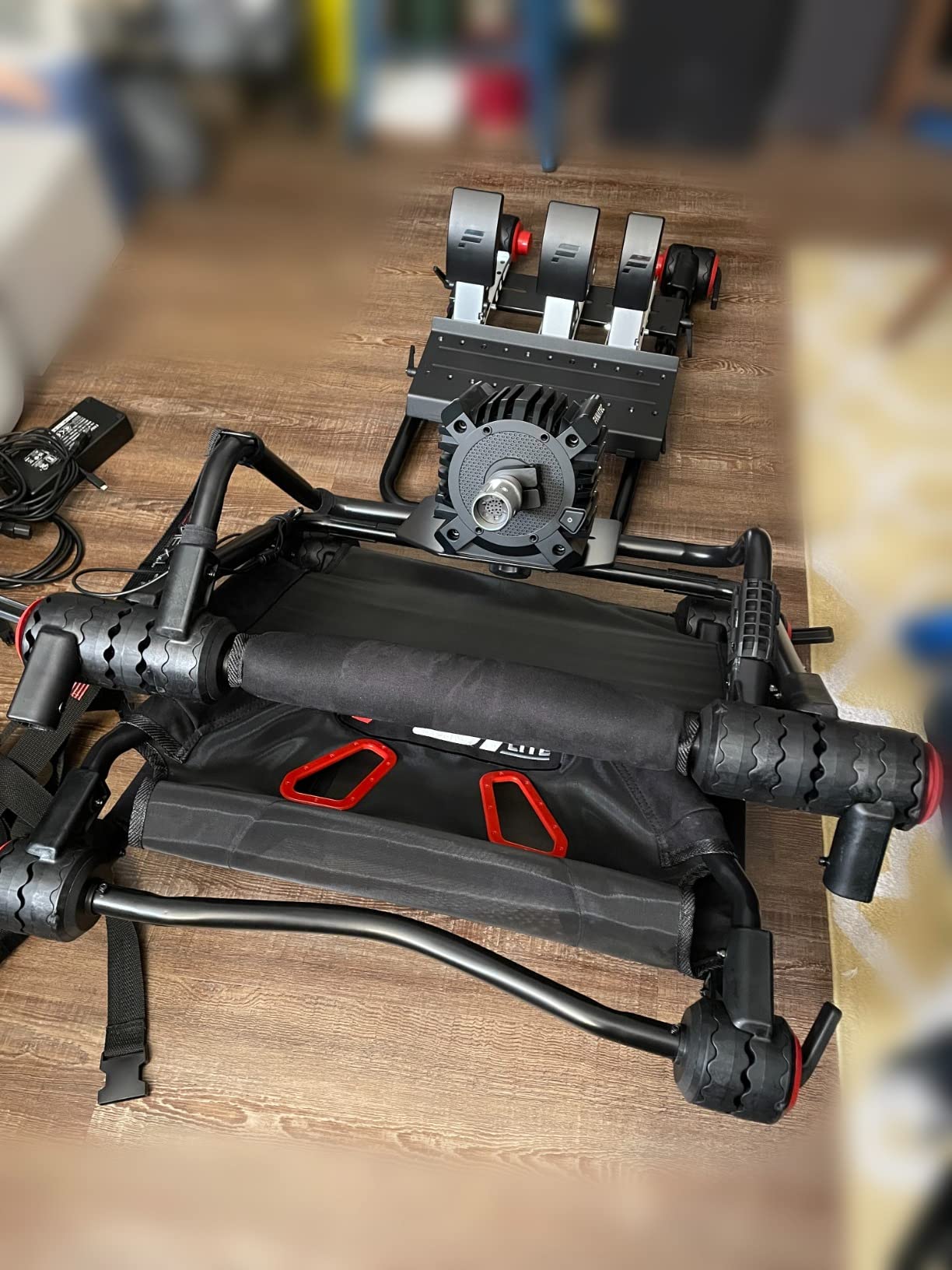 Next Level Racing F-GT Lite Formula and GT Foldable Simulator Cockpit customer photo 2