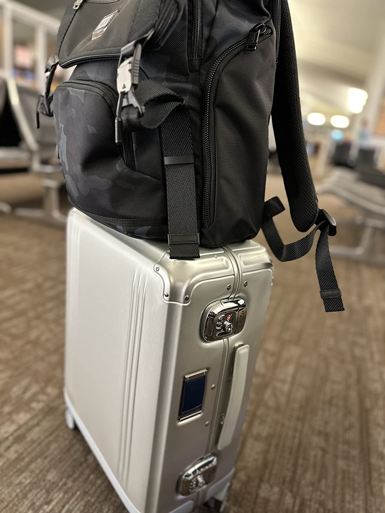 Pursuit Aluminum Hardside Travel Case (Bronze, International Carry-On) customer photo 1