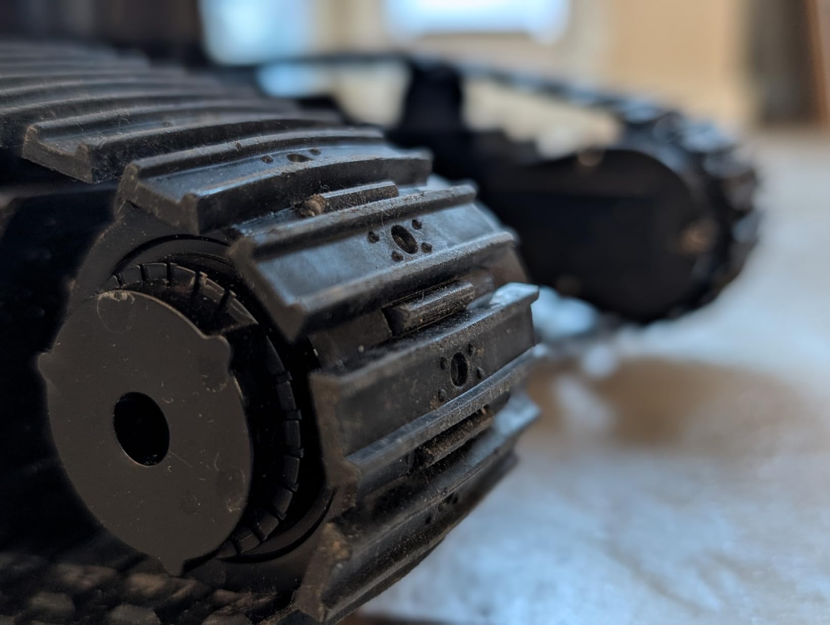 kolegend Remote Control Excavator Toy 1/14 Scale RC Excavator, 22 Channel Upgrade Full Functional Construction Vehicles Rechargeable RC Truck with Metal Shovel and Lights Sounds customer photo 1