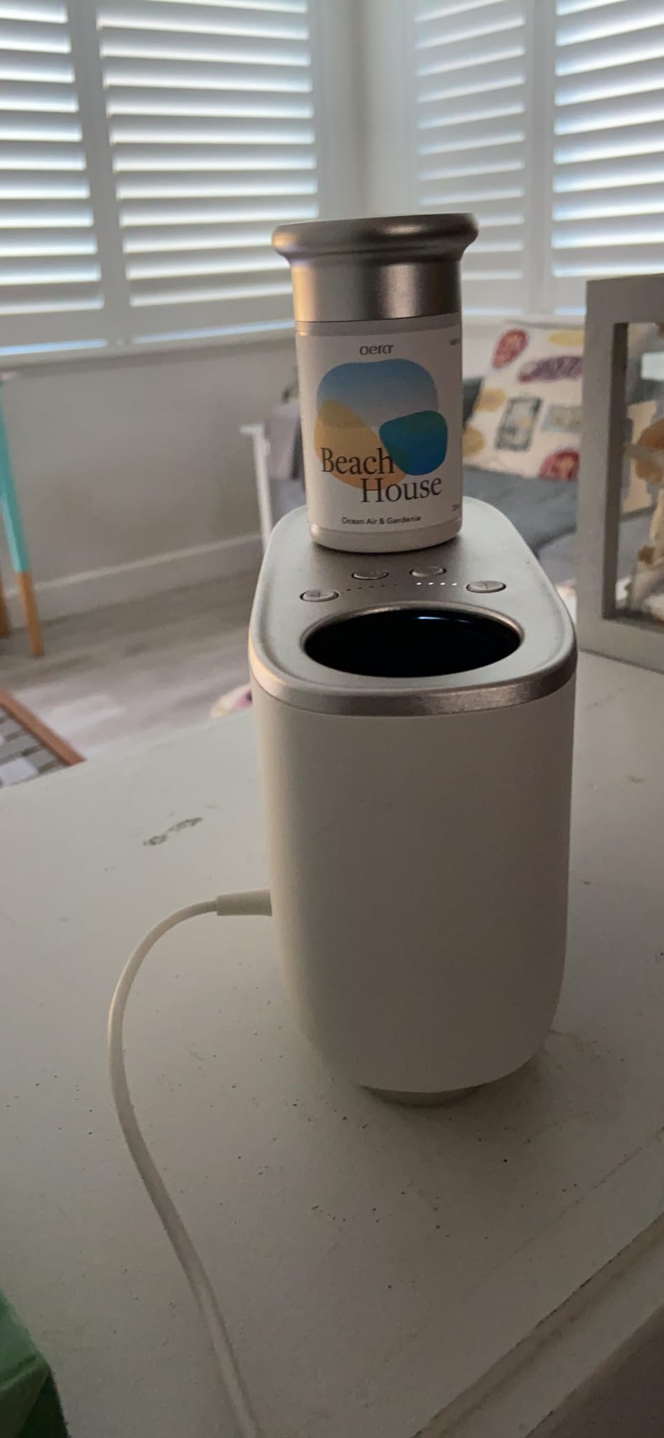 Beach House - Essential Oil for Home - Summer Fragrance - Notes of Ocean Air and Gardenia - Scent Refill - Works with The Aera Diffuser customer photo 1