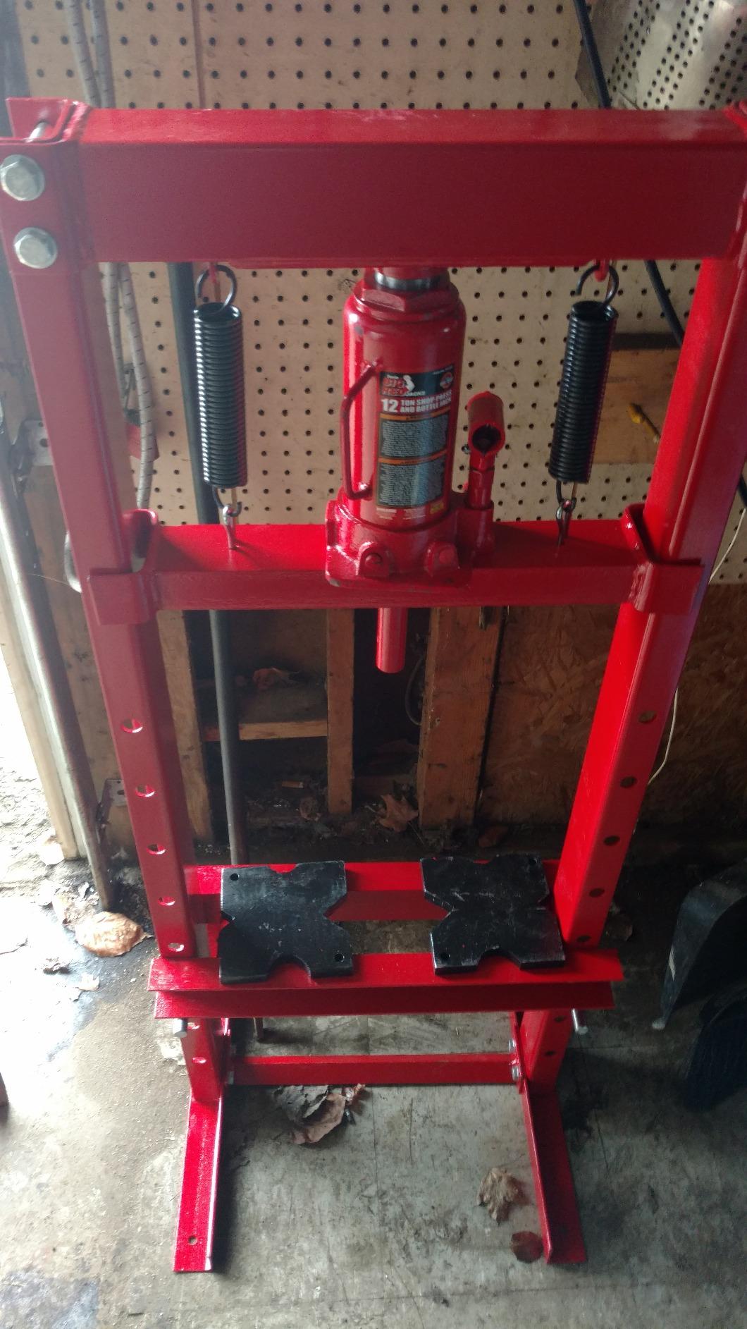 Big RED ATY20011R Torin Steel H-Frame Hydraulic Garage/Shop Floor Press with Stamping Plates, 20 Ton (40,000 lb) Capacity, Red customer photo 1