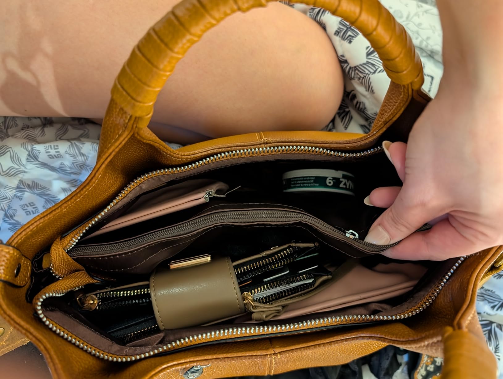 Iswee Genuine Leather Shoulder Bags Purses and Handbags for Women Satchel Designer Cross Body Hobo Medium Size Tote customer photo 2