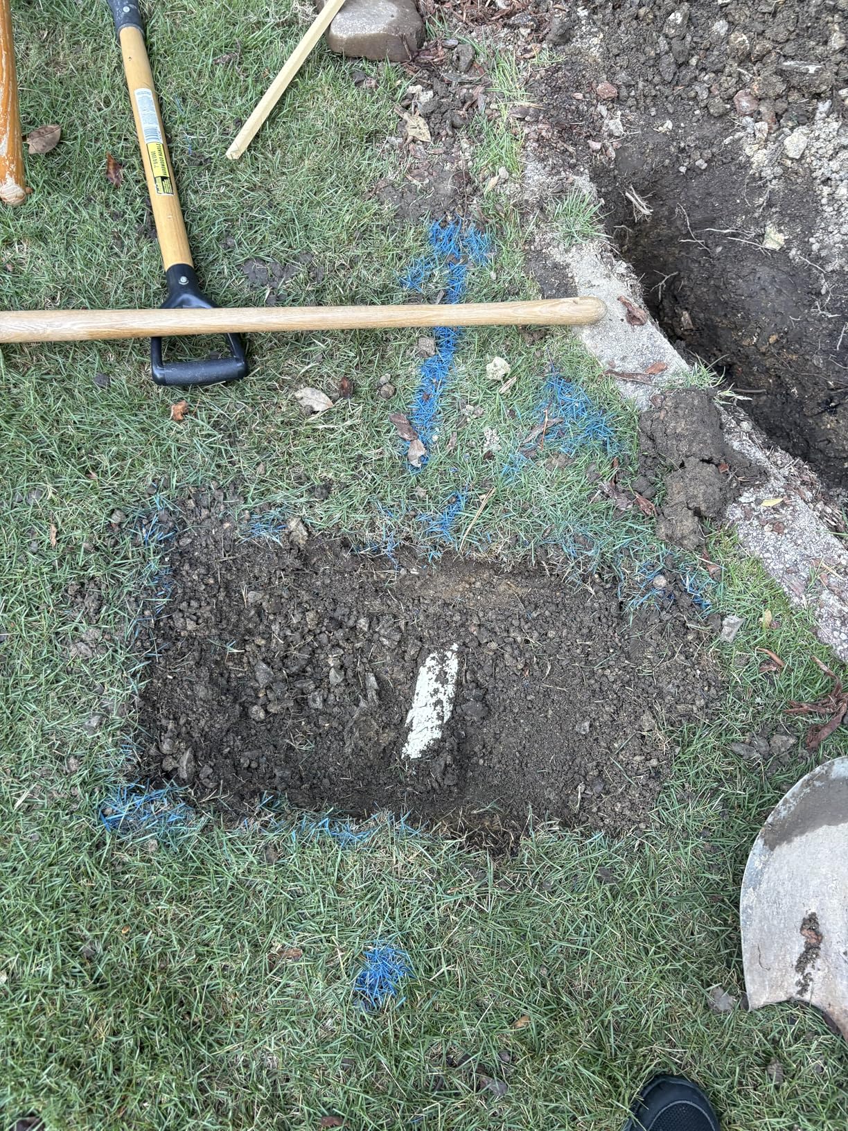 NOYAFA NF-826 Underground Cable Locator Wire Tracker, for Dog Fence Cables Irrigation, Wall and Underground Pipeline Wire Detector, Advanced Circuit Breaker Finder for Wall and Underground Cables customer photo 2