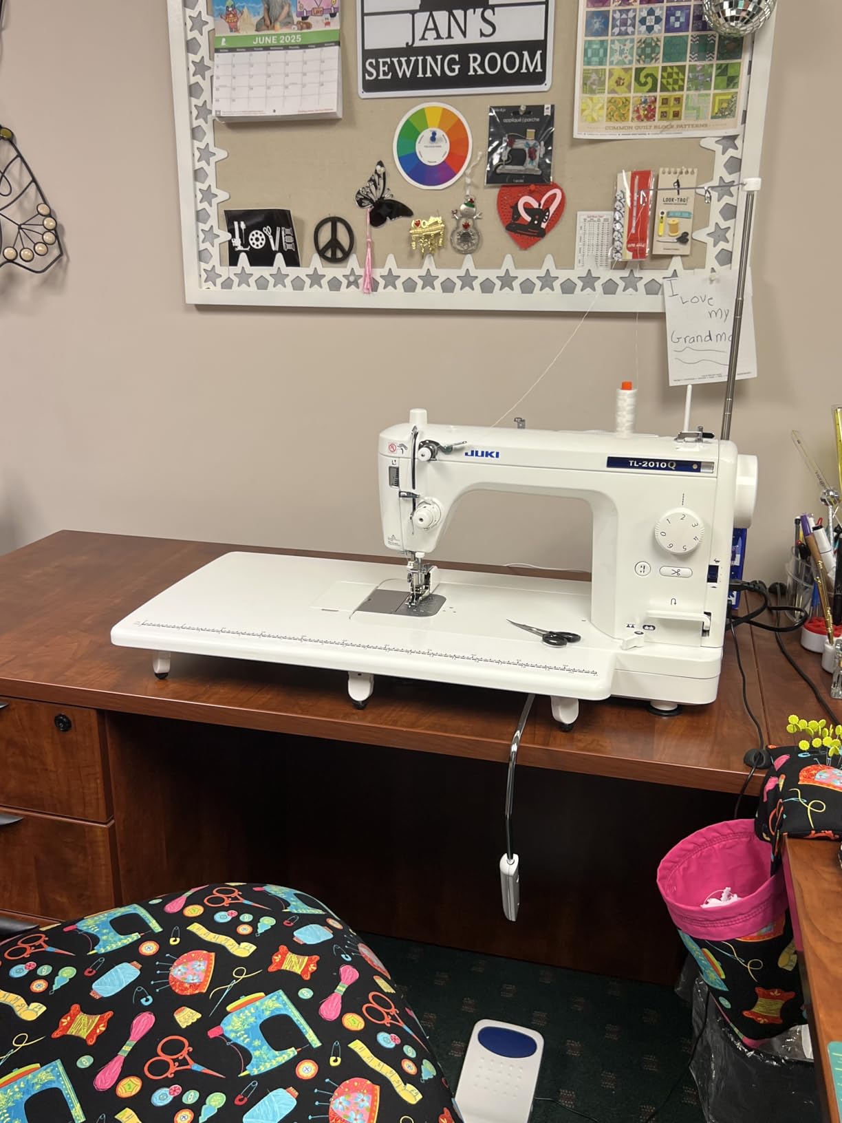 Juki 2010Q High Speed Semi-Industrial Sewing and Quilting Machine customer photo 1