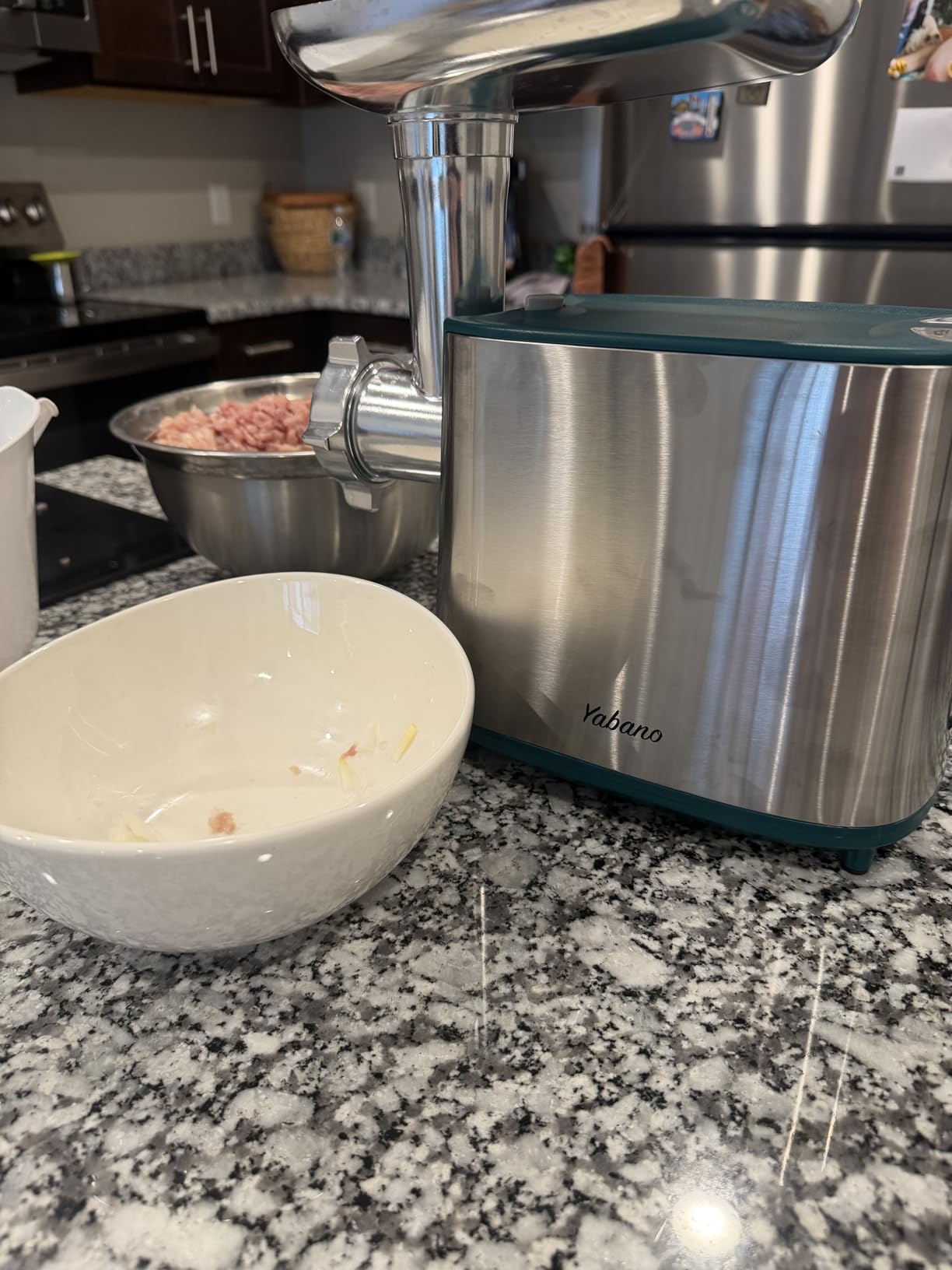 Yabano 3000W Max Heavy Duty Electric Meat Grinder with Sausage Stuffer Maker & Kubbe Kit, 2 Stainless Steel Grinding Plates for Home & Restaurant customer photo 2