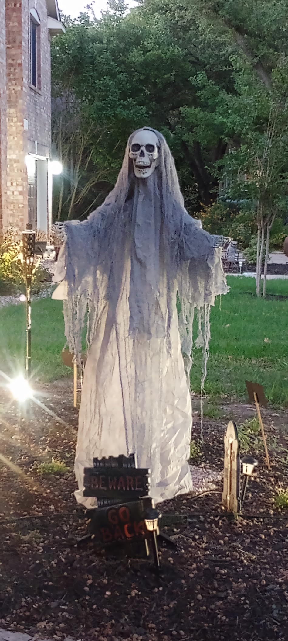 Haunted Hill Farm Life-Size Scary Skeleton Reaper Holding Staff, Halloween Animatronic with Touch Activated Lights and Sound, Battery Operated Indoor or Covered Outdoor Halloween Decorations for Home customer photo 2