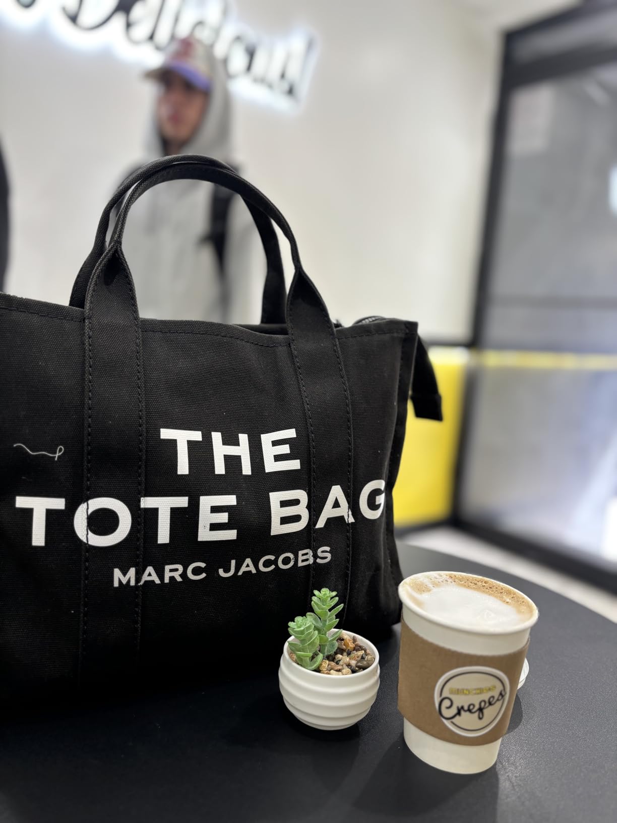 Marc Jacobs Women's The Medium Tote Bag customer photo 1