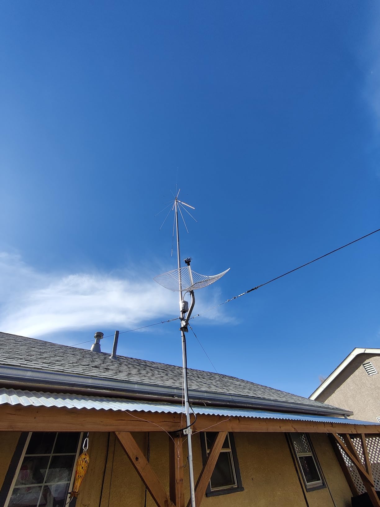 Nooelec GOES Weather Satellite RTL-SDR Bundle - Includes NESDR SMArTee XTR Software Defined Radio, & Everything Else Needed to Receive LRIT, HRIT & HRPT Satellite Weather Images Directly from Space! customer photo 1