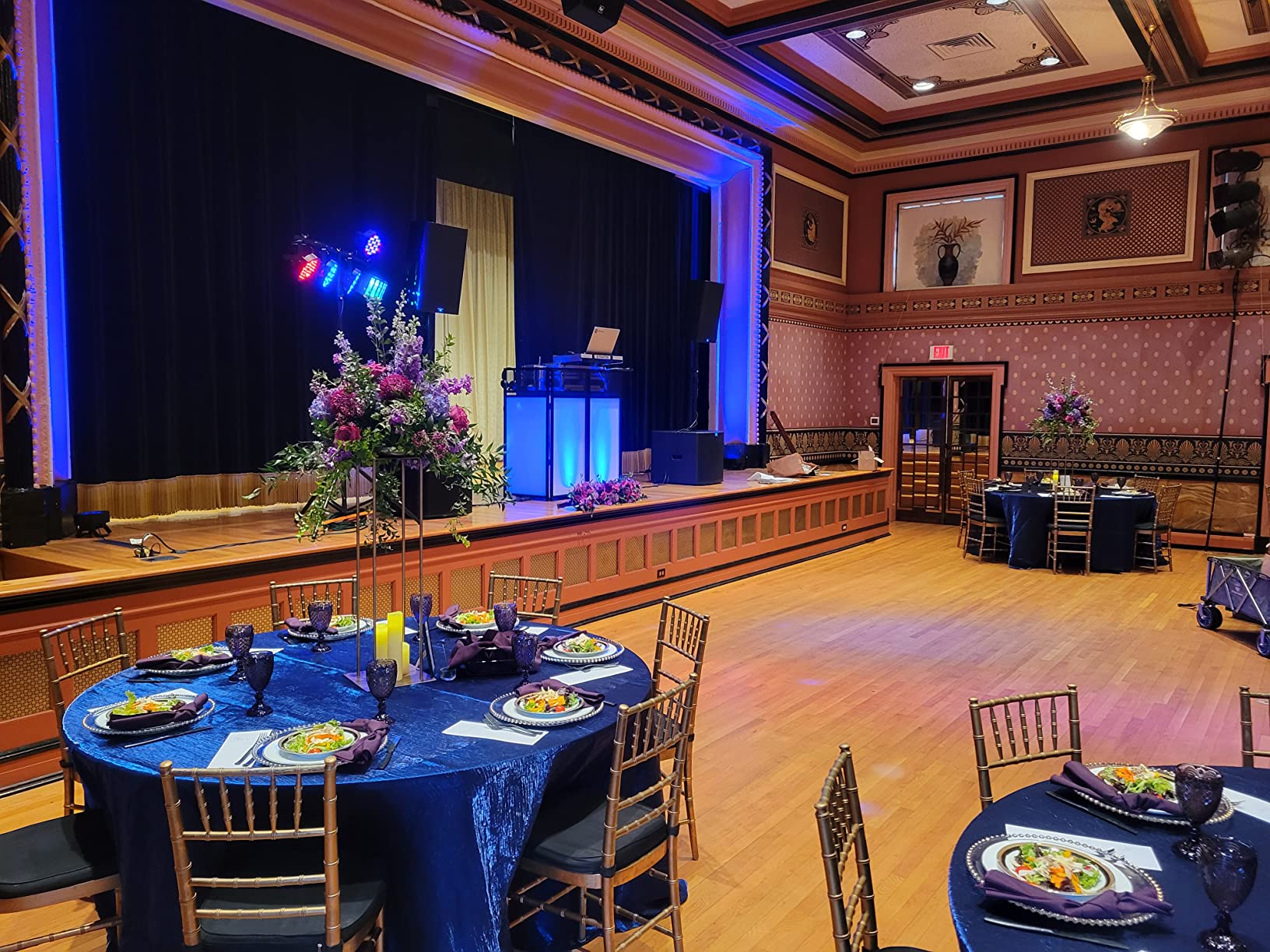 Rockville ROCKBOOTH DJ Event Booth Facade w/ 39.5