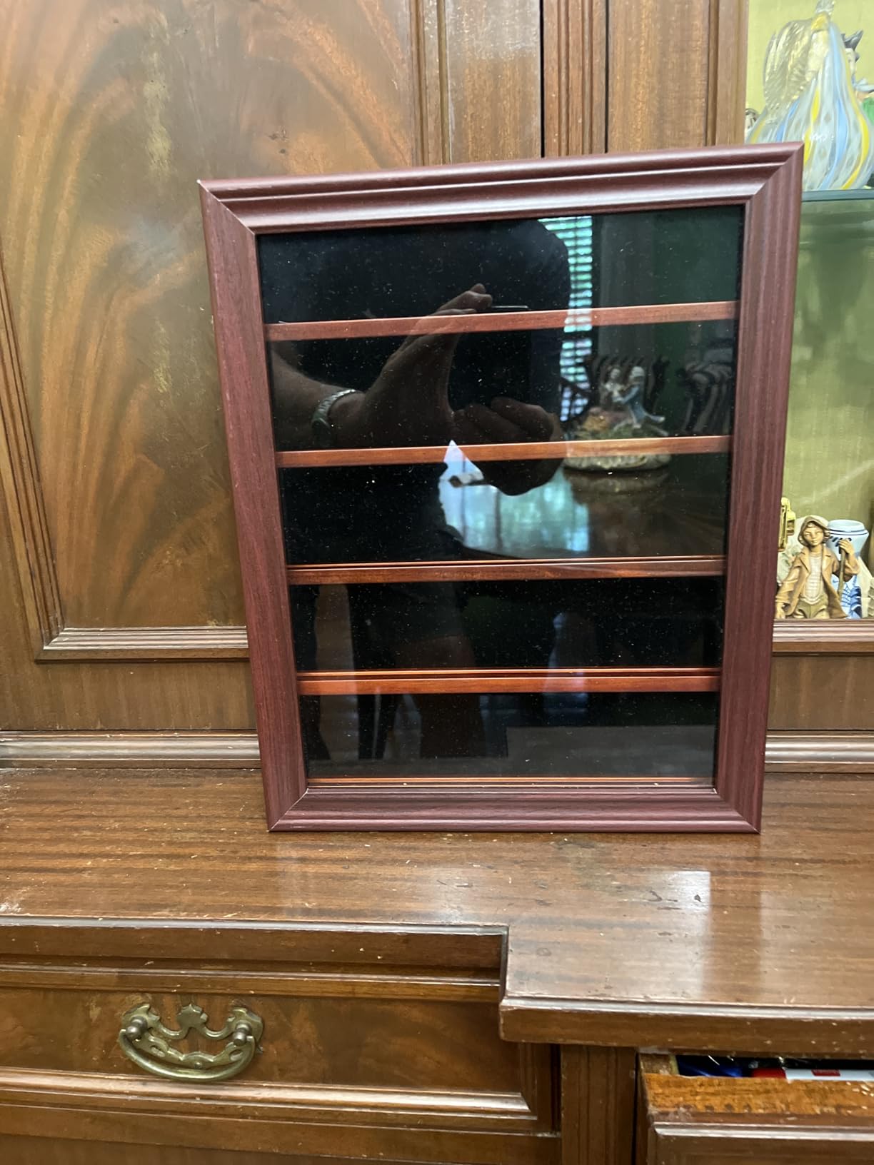 Jinchuan Military Challenge Coin Display Case Lockable Cabinet Rack Holder Shadow Box with Removable 2 Grooves Shelves and Anti Dust Door for Casino Poker Chips Collectibles, Small - Mahogany customer photo 2