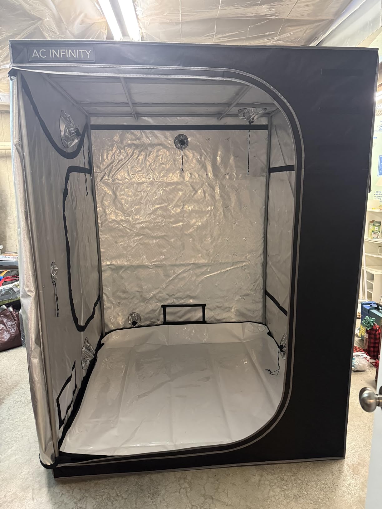 AC Infinity CLOUDLAB 866 Advance Grow Tent 5x5 - Thickest 1