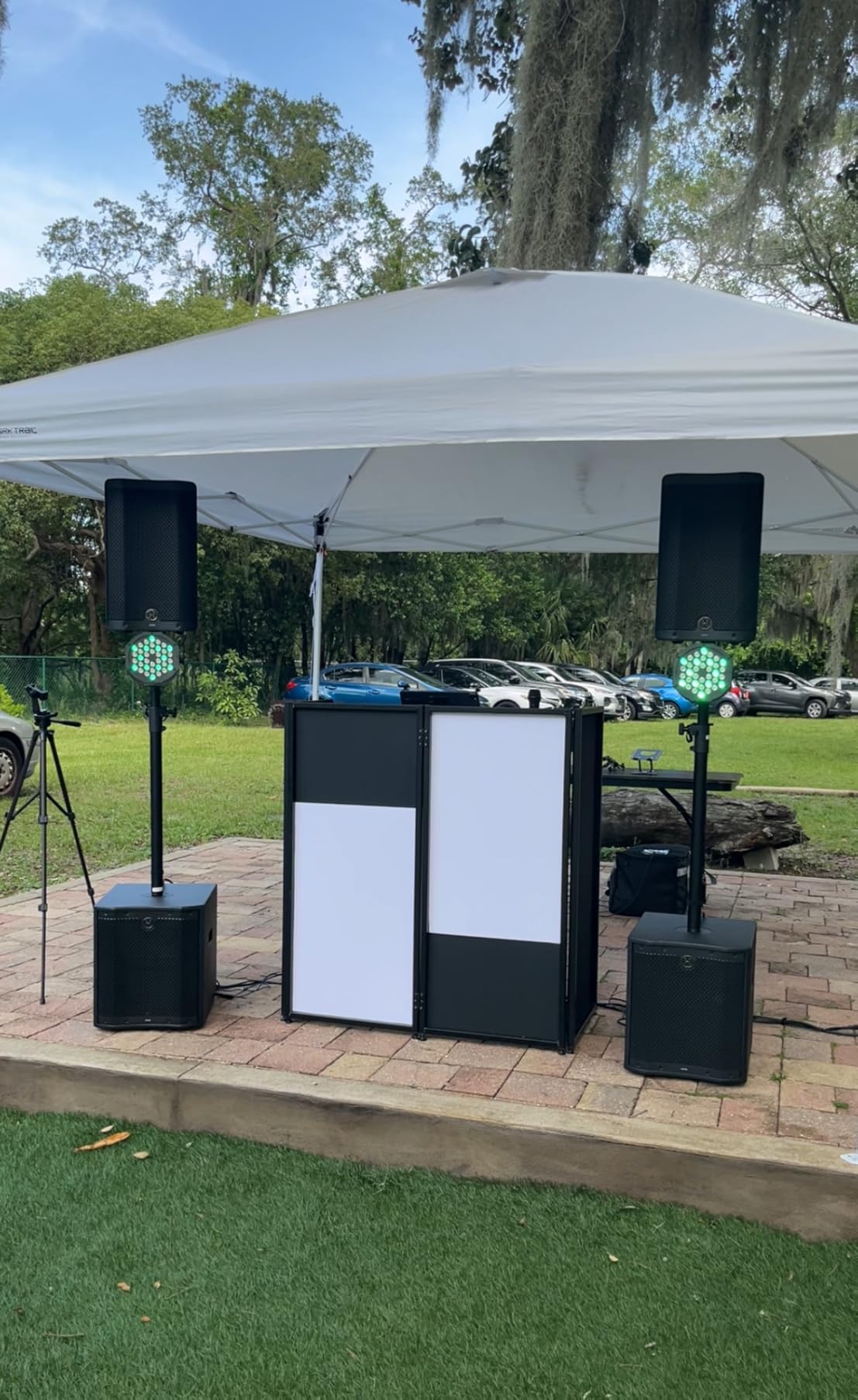 ECOTRIC Portable DJ Facade Booth Foldable Cover Screen with White/Black Facade+Cloth Frame Booth Steel +Travel Bag Case Projector Display Scrim Panel with Folding customer photo 1