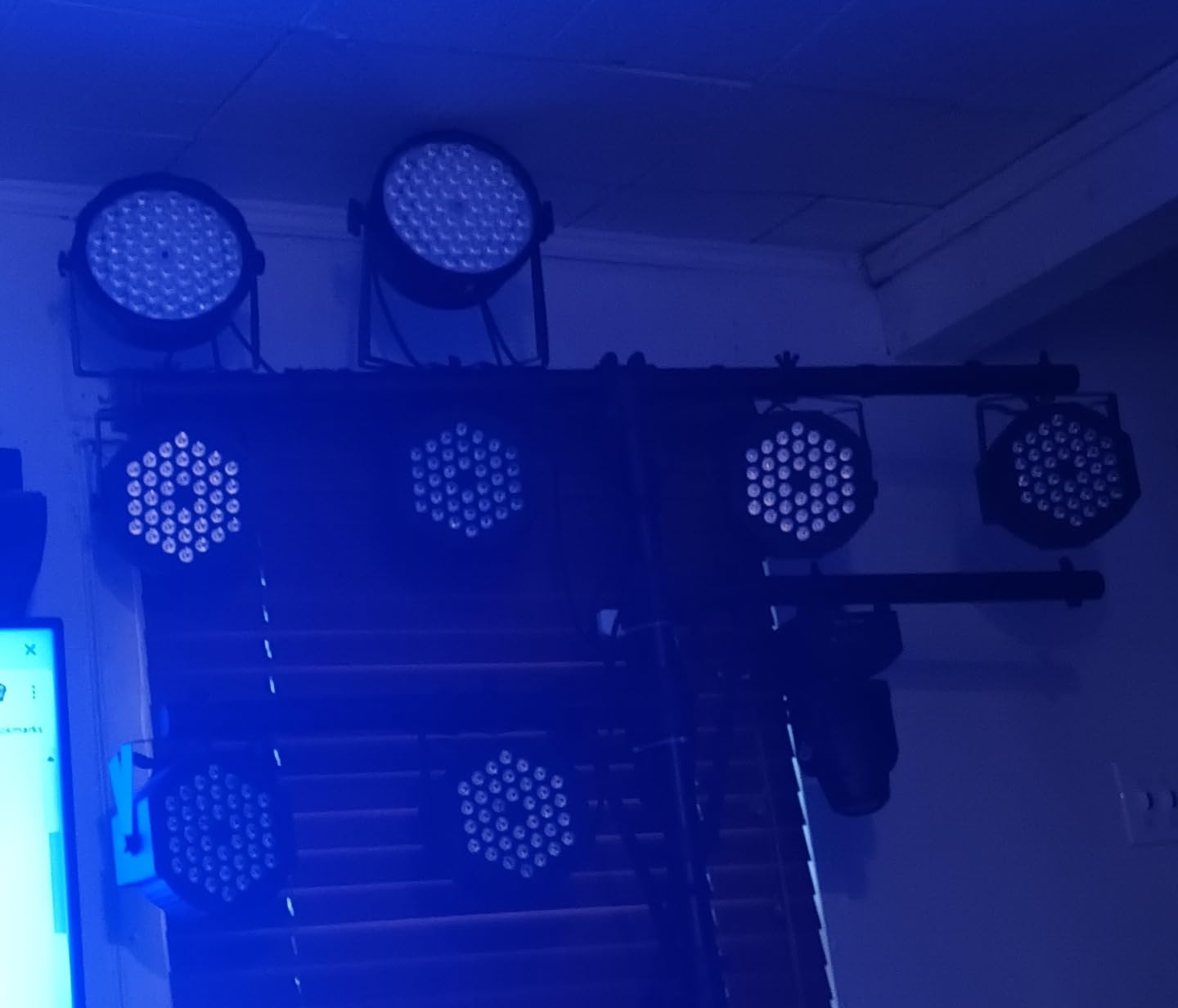 BETOPPER LED Par Lights 54 x 1.5W, RGB Stage Lights DMX DJ Lighting Sound Activated with Stand, Strobe Light & Wash Par Lighting DMX for Parties, Church, Wedding, Bars, 4 Pack customer photo 1