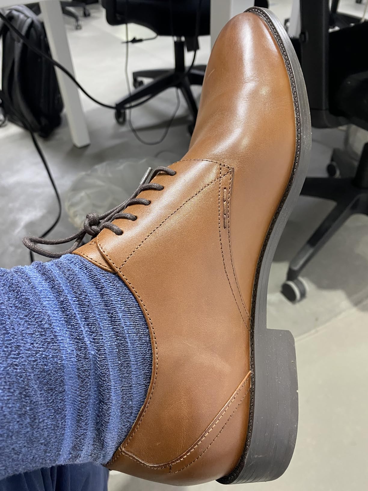 Cole Haan Men's Hawthorne Plain Toe Oxfords customer photo 2