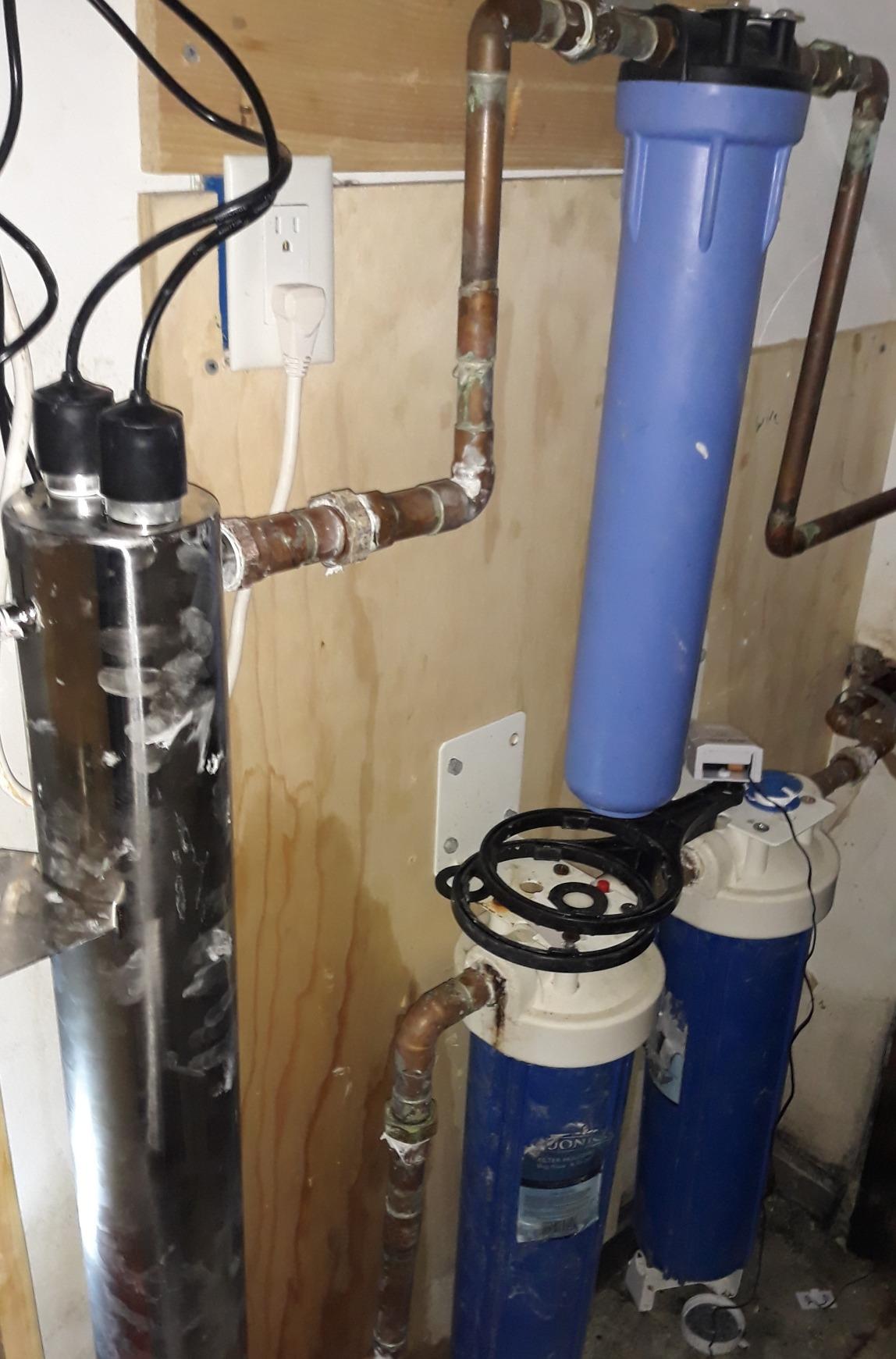 Bluonics Powerful Whole House & Well Water System 55W UV Ultraviolet w/Sediment & CTO Carbon with Solid Blue Housing 2.5