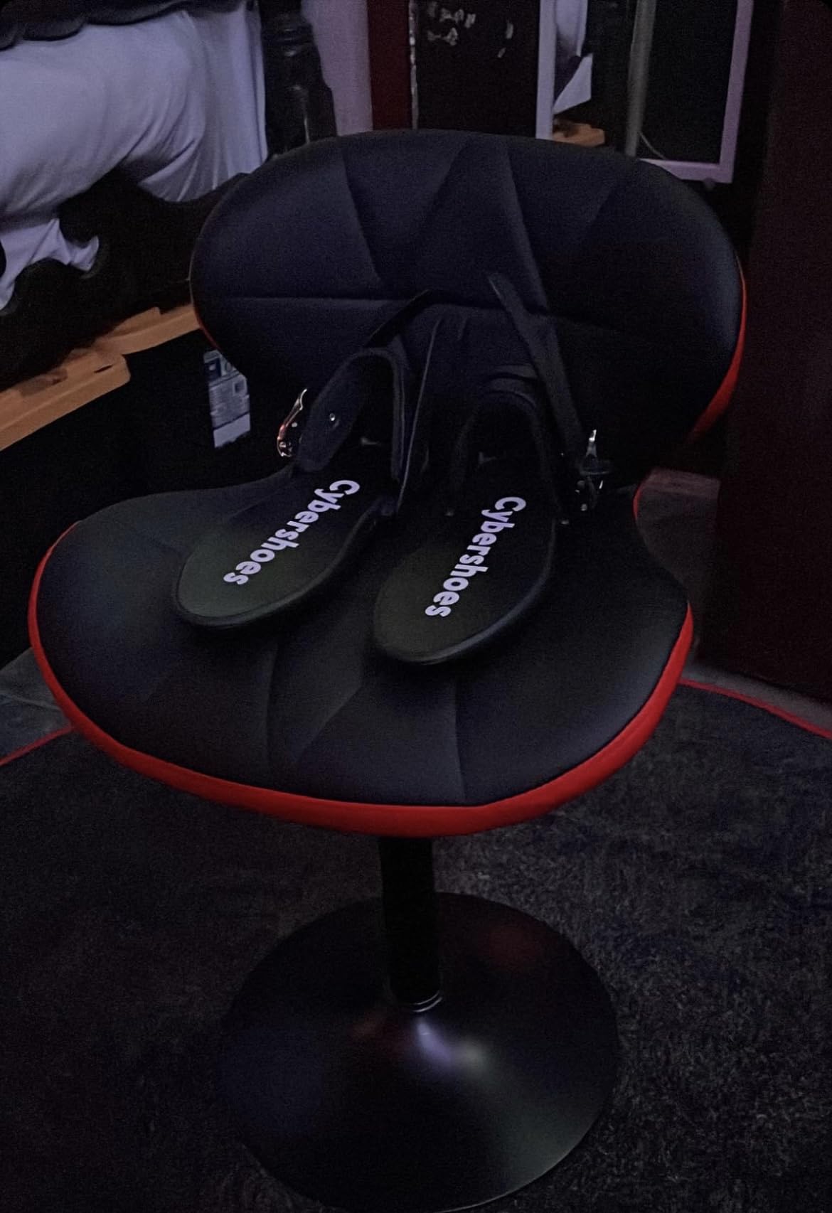 Gaming Station for Oculus Quest & Steam VR - Use with Your VR Headset for Walking or Running in VR Games. Experience The Power of Virtual Reality Gaming. customer photo 1