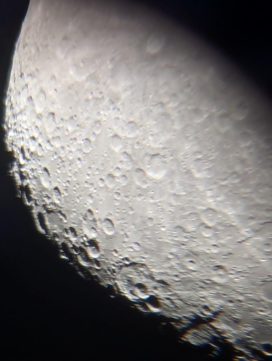 Celestron StarSense Explorer DX 5-inch App-Enabled Telescope - 130mm Schmidt-Cassegrain with Smartphone Dock & StarSense App - iPhone & Android Compatible - Easy-to-Use for Beginners customer photo 1