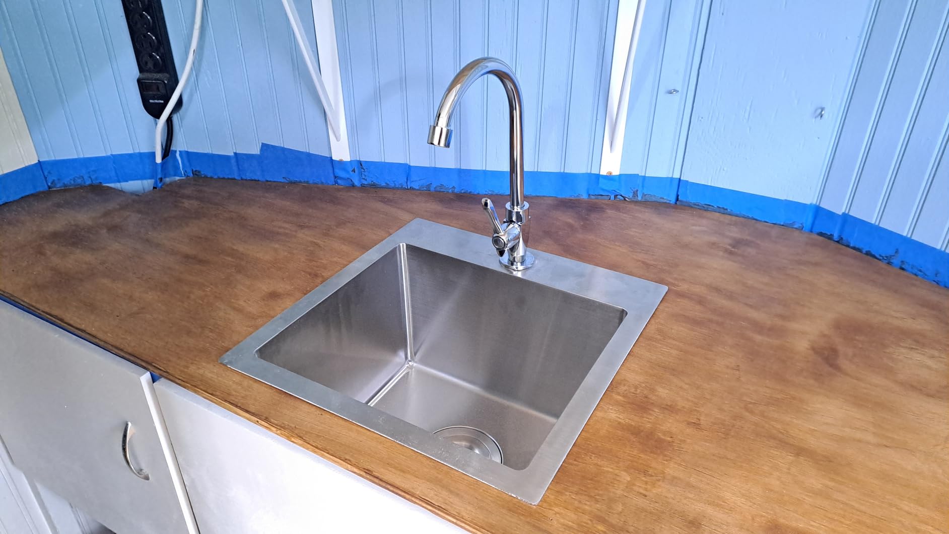 KINGO HOME 15x15 Inch Stainless Steel Small Undermount Bar Sink, Prep Sink Workstation Drop In RV Sinks 16 Gauge Ledge Kitchen Single Bowl Wet Bar with Accessories customer photo 2