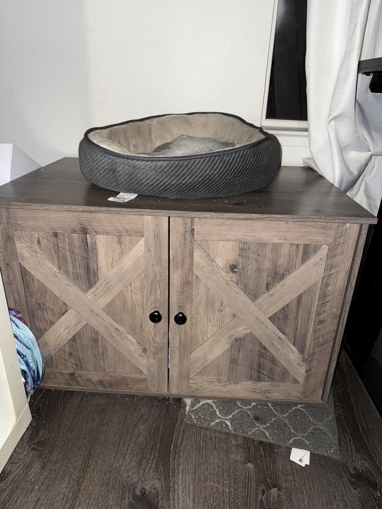 Feandrea Cat Litter Box Enclosure, Litter Box Furniture Hidden with Removable Divider, Indoor Cat House, End Table, 31.5 x 20.9 x 19.7 Inches, Greige UPCL002G01 customer photo 2