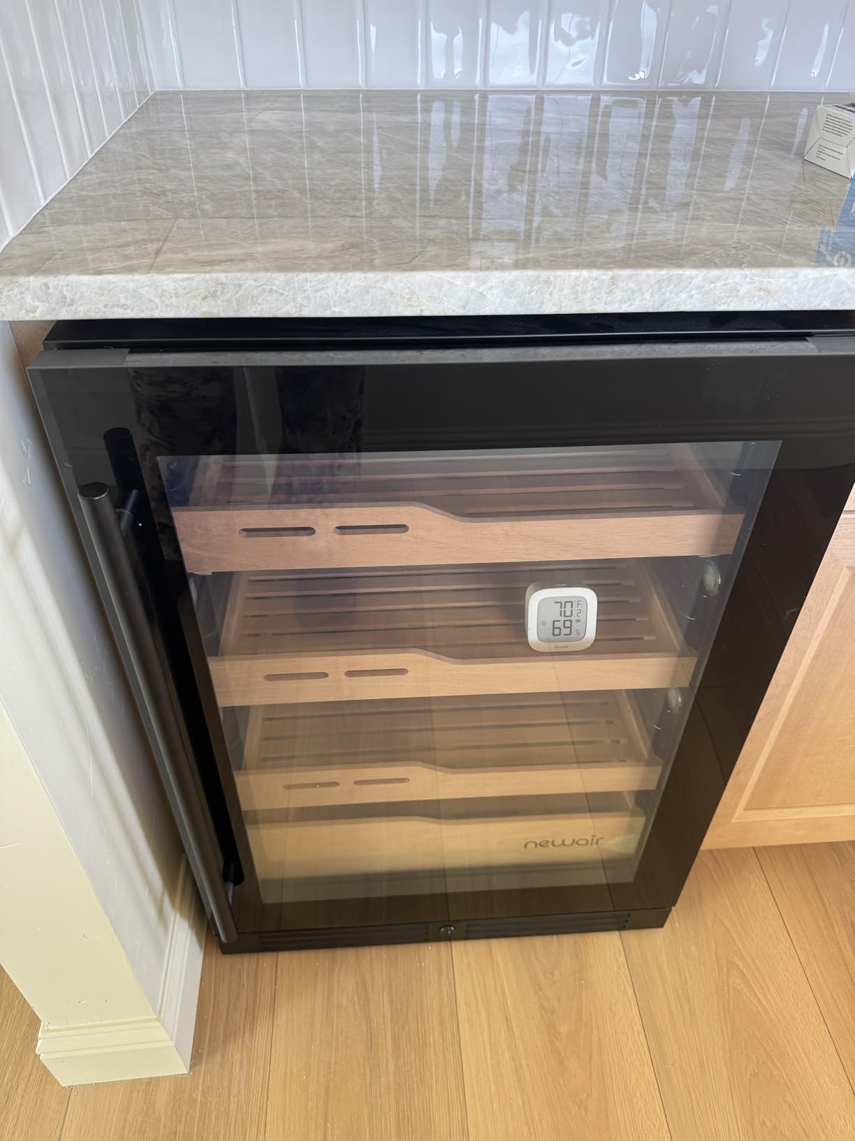 NewAir 1500 Count Electric Cigar Humidor Cabinet | Built-In or Freestanding Cigar Cooler customer photo 2
