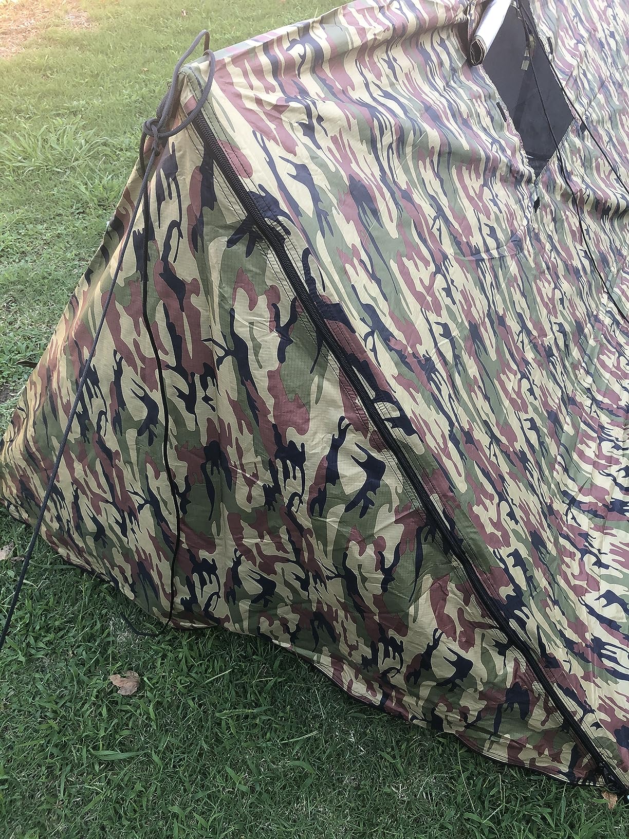 LYN Extra Large Zipper Reusable Survival Emergency Shelter Tent, Thermal Waterproof Fireproof Lightweight Bugout, with Paracord + Stake for Camping, First Aid, Hiking & Bushcraft customer photo 1