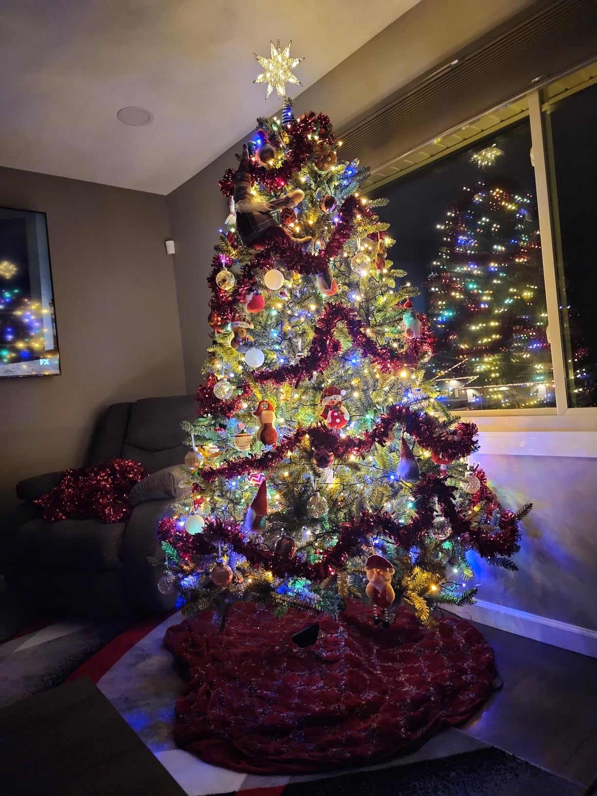 Vancouver Spruce - Traditional Full Artificial Christmas Tree with Classic Needle Foliage with Premium Stand & Easy Assembly for Indoor Holiday Decorating, LED Clear, 7' customer photo 1