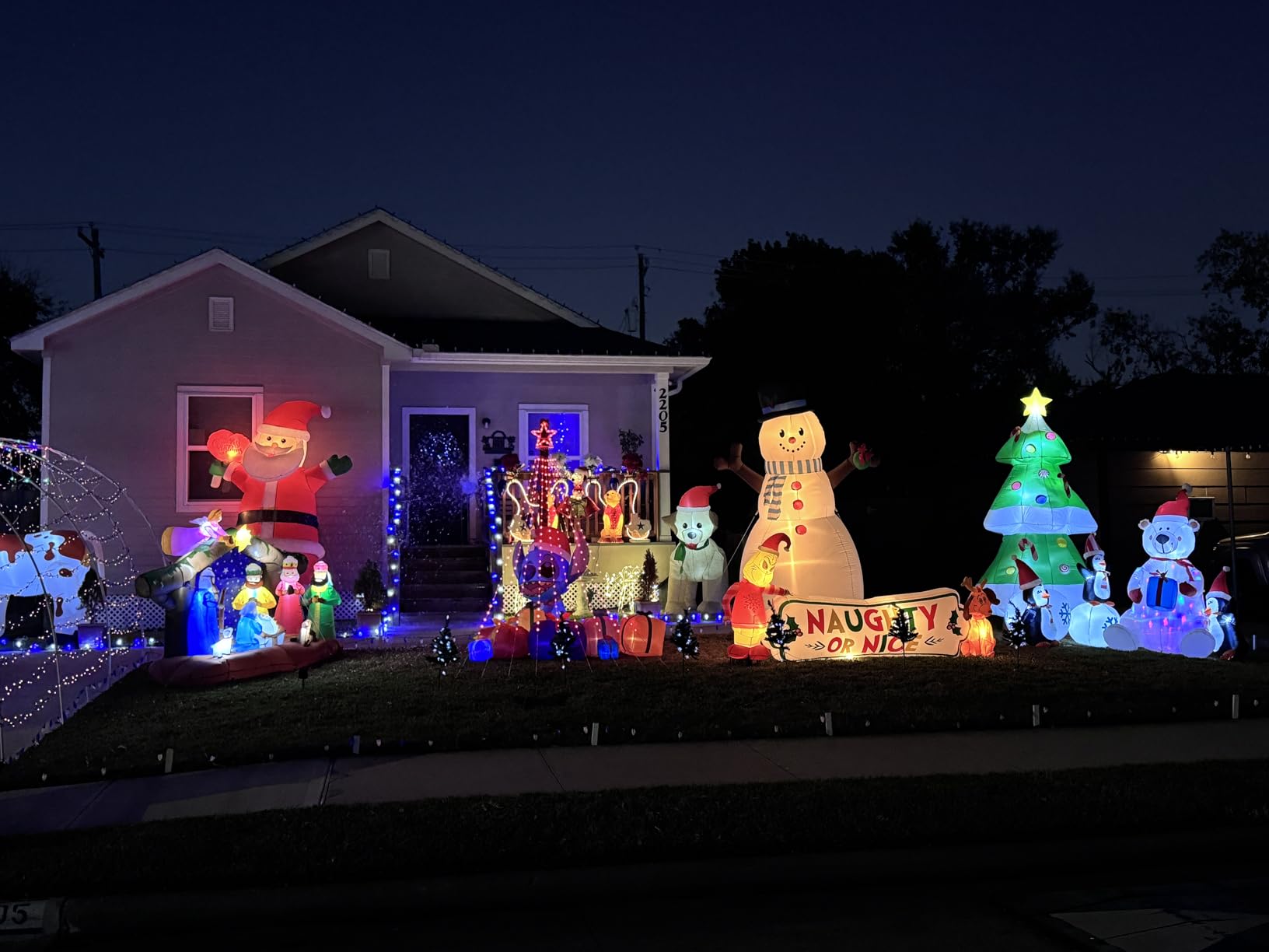 4 Channel Light Controller for Holiday Lights, Christmas Lights, Outdoor Decorations. Create Dazzling Light Displays with 16 Functions, Chasing, Twinkle, Shooting Star, Stacking, Sparkle etc. customer photo 1