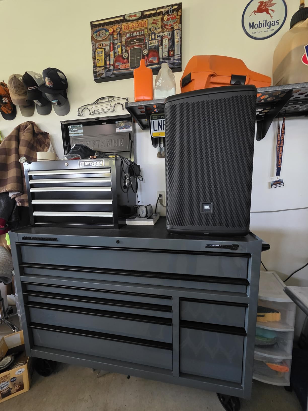 JBL Professional EON710 Powered PA Speaker with Bluetooth, 10 inch, 1300 Watt, Wired Electric, Black customer photo 2