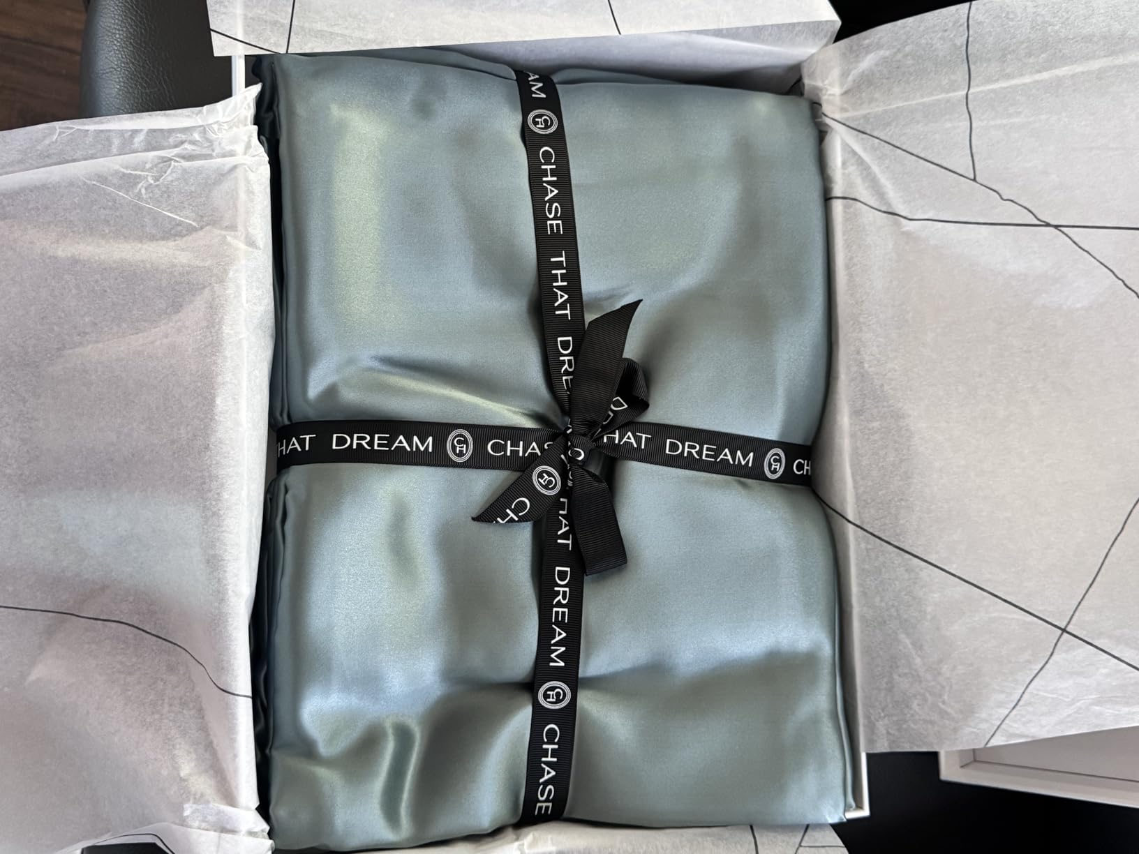 Colorado Home Co SUNDAYSILKS | 100% Mulberry Silk Bed Sheets | King Size | 4PC Set | Soft & Durable | Grade 6A Organic Real Silk | Off White customer photo 2