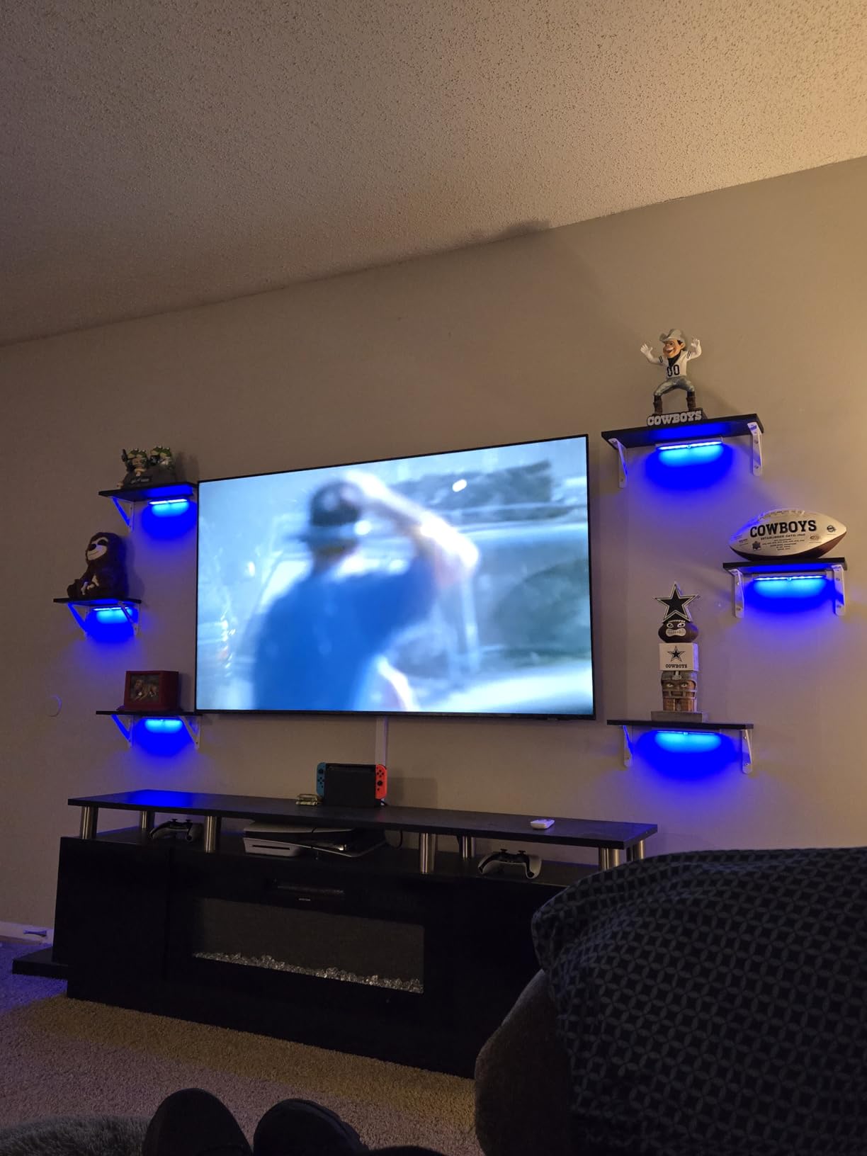 Diomart 48 LED Under Cabinet Lighting Wireless, 15 Colors Changeable Rechargeable RGB Under Cabinet Lights Remote Control Under Counter Lights Mini Night Light Bar for Indoor Display Shelf, 4 Pack customer photo 2