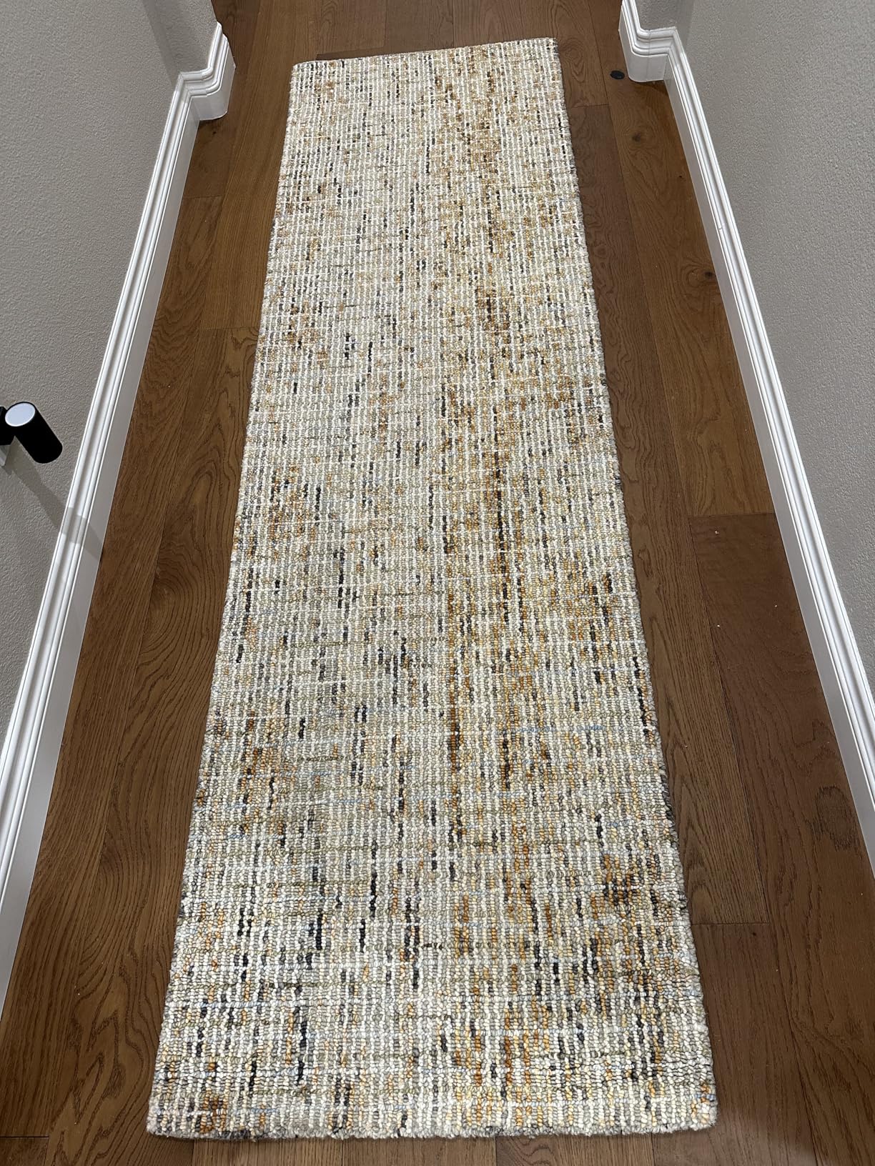 SAFAVIEH Abstract Collection Area Rug - 9' x 12', Grey & Ivory, Handmade Wool, Ideal for High Traffic Areas (ABT468J) customer photo 1