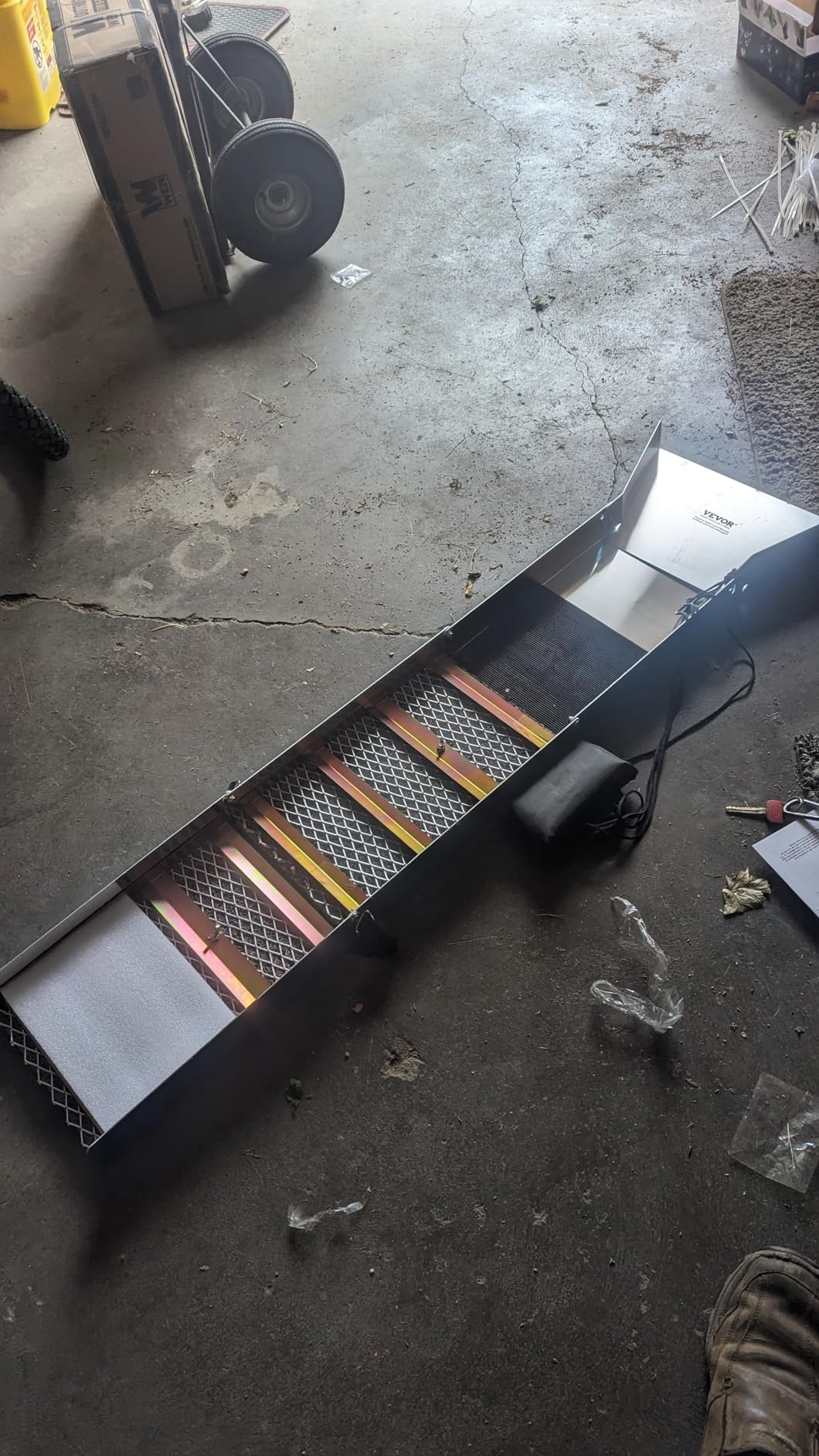 VEVOR Folding Aluminum Alloy Sluice Box, Compact 50